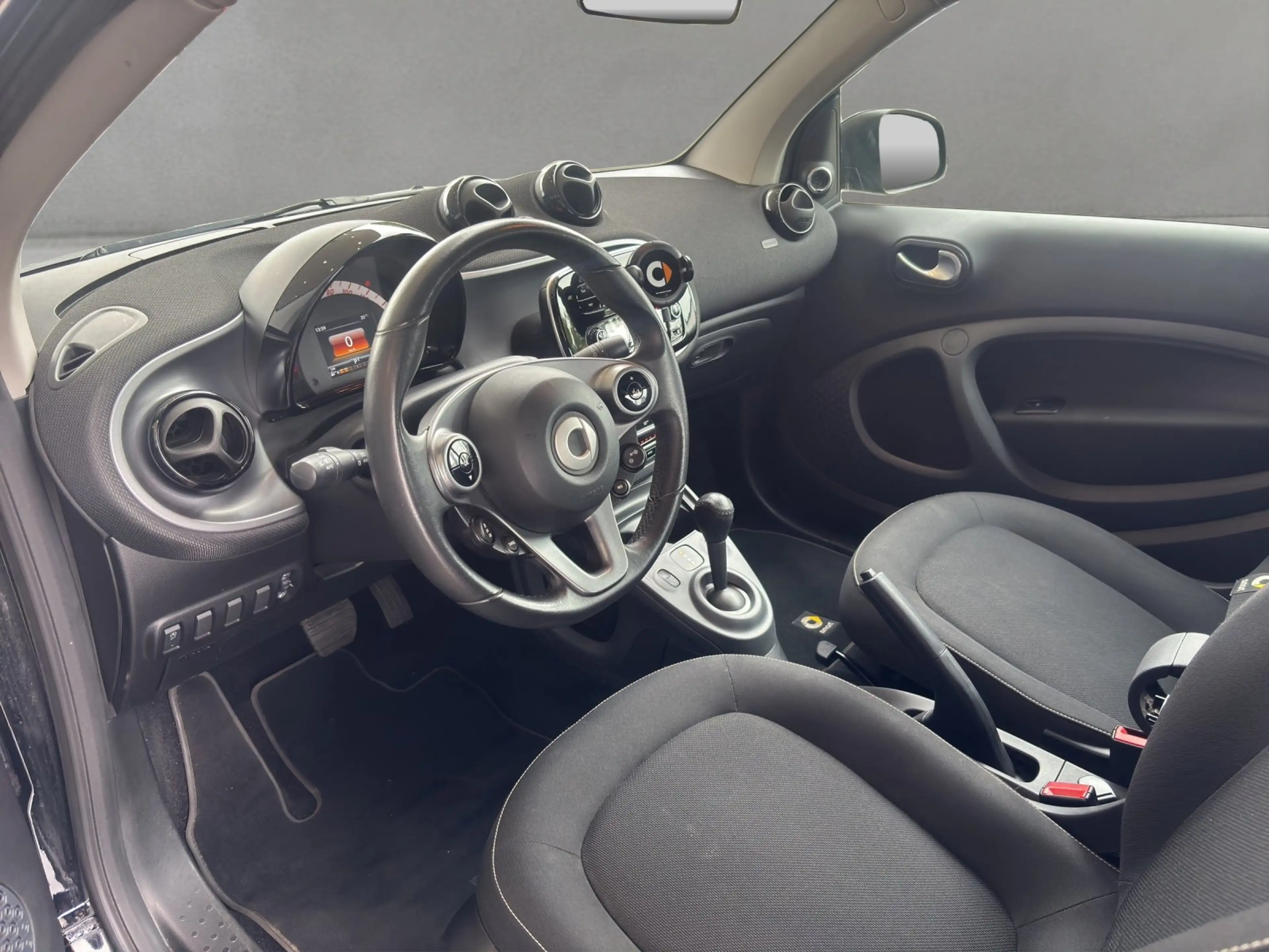 smart forTwo Fortwo Cabrio Passion Twinamic JBL Sitzheizung — photo 7