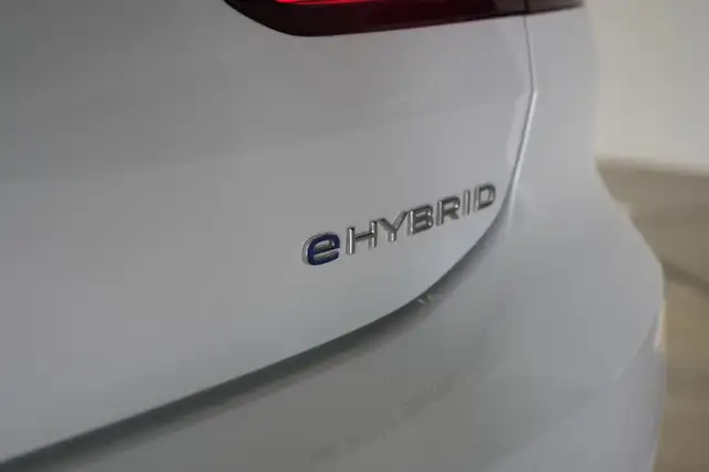 Volkswagen Arteon view 13