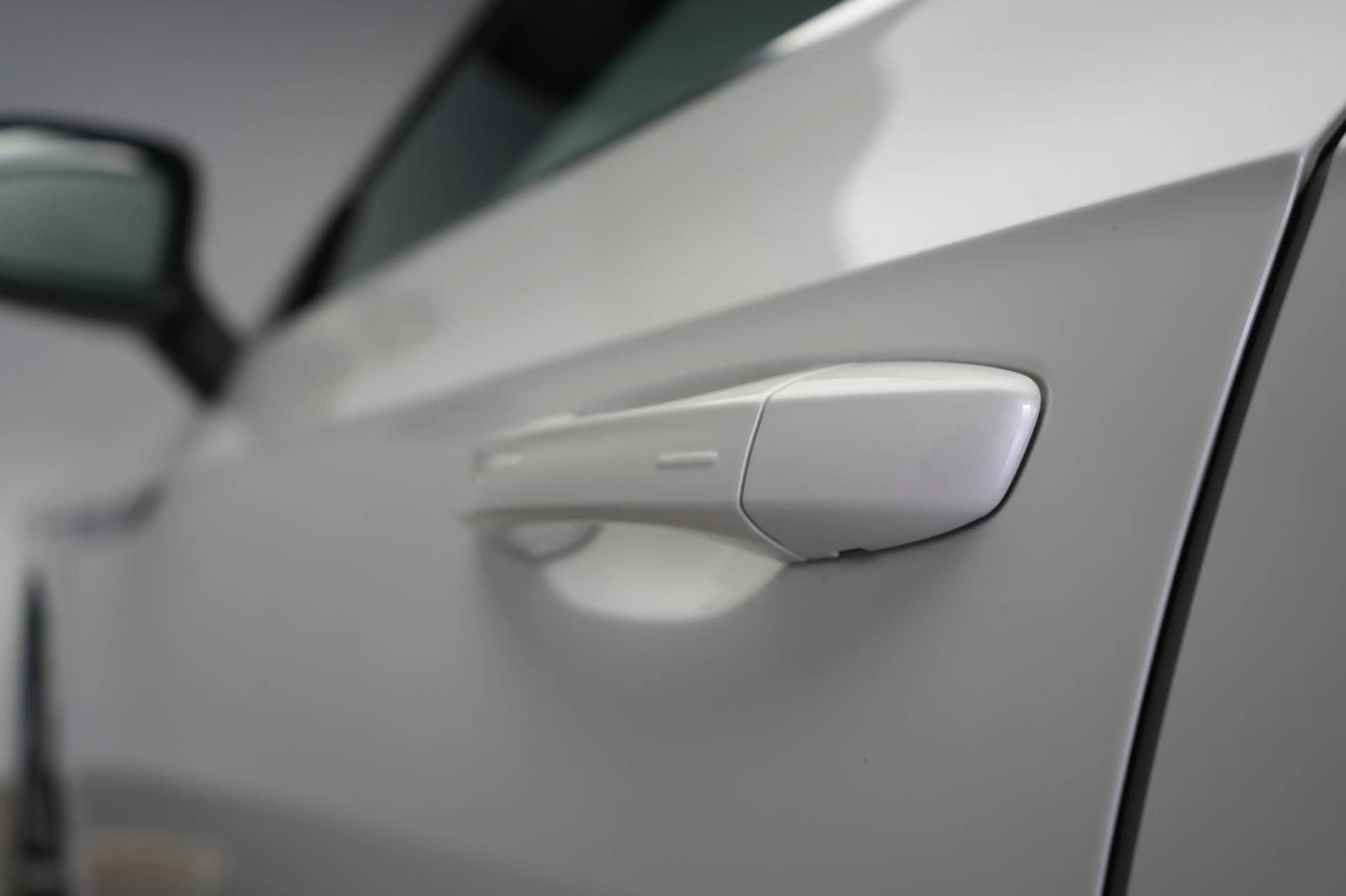 Volkswagen Arteon Shooting Brake 1.4 eHybrid DSG R-Line Pan — photo 12
