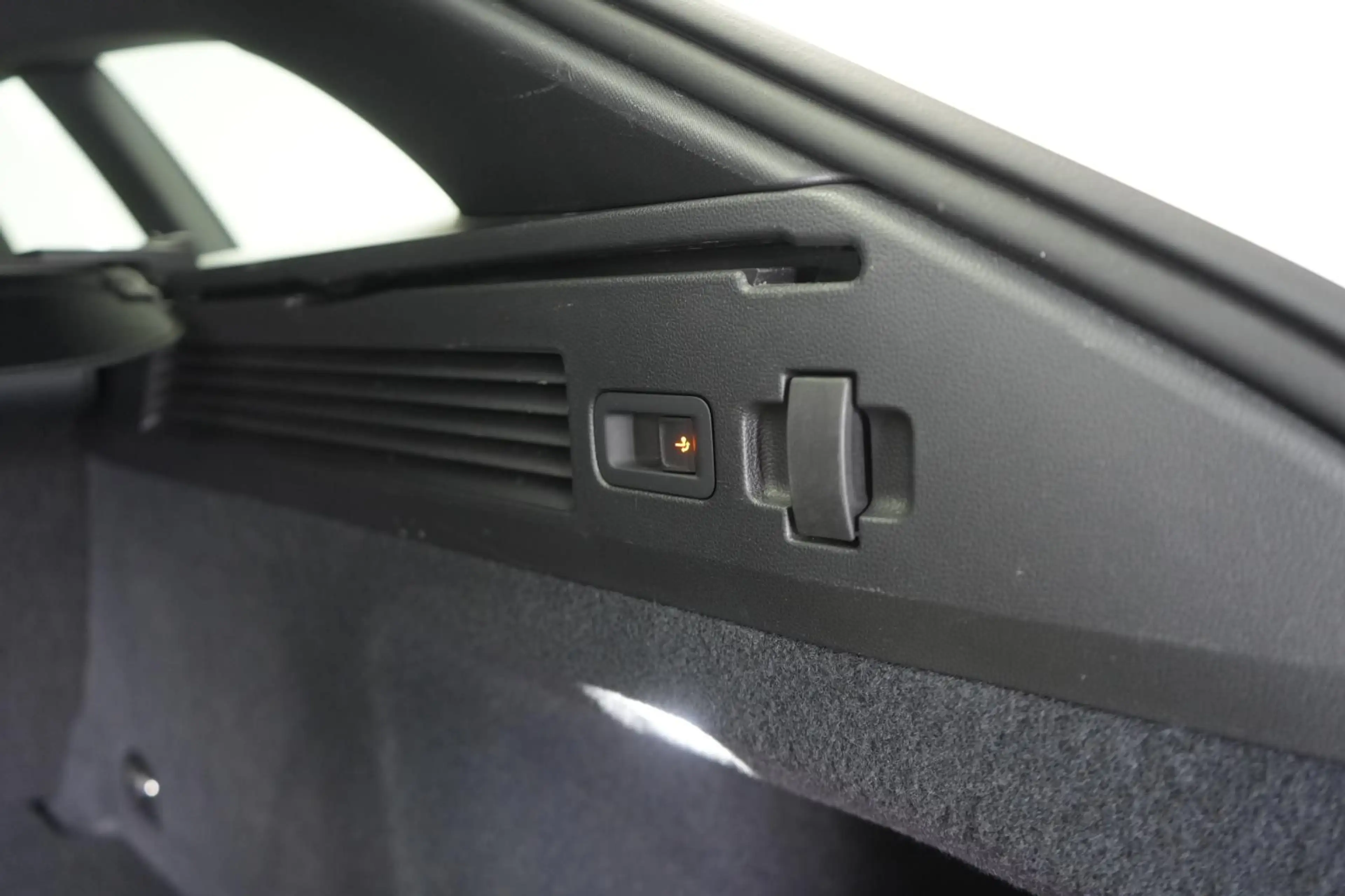 Volkswagen Arteon Shooting Brake 1.4 eHybrid DSG R-Line Pan — photo 10
