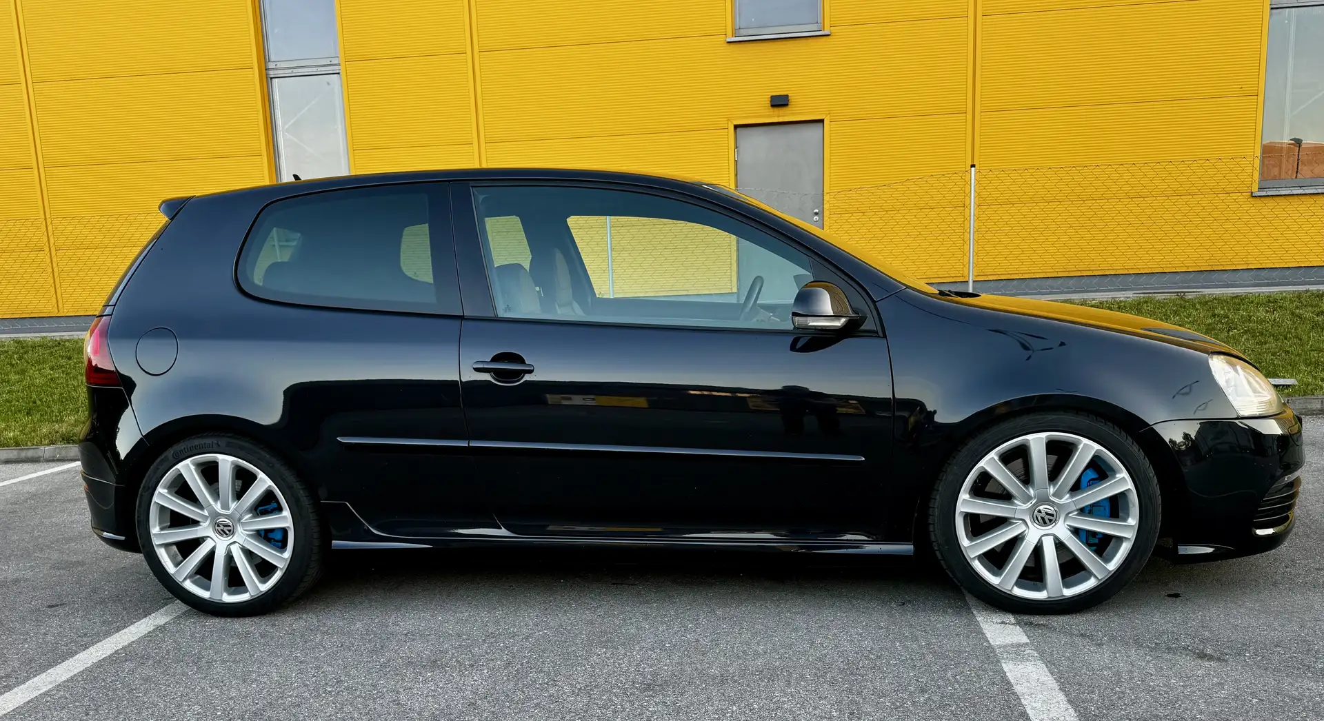 Volkswagen Golf R32 4MOTION DSG - 2