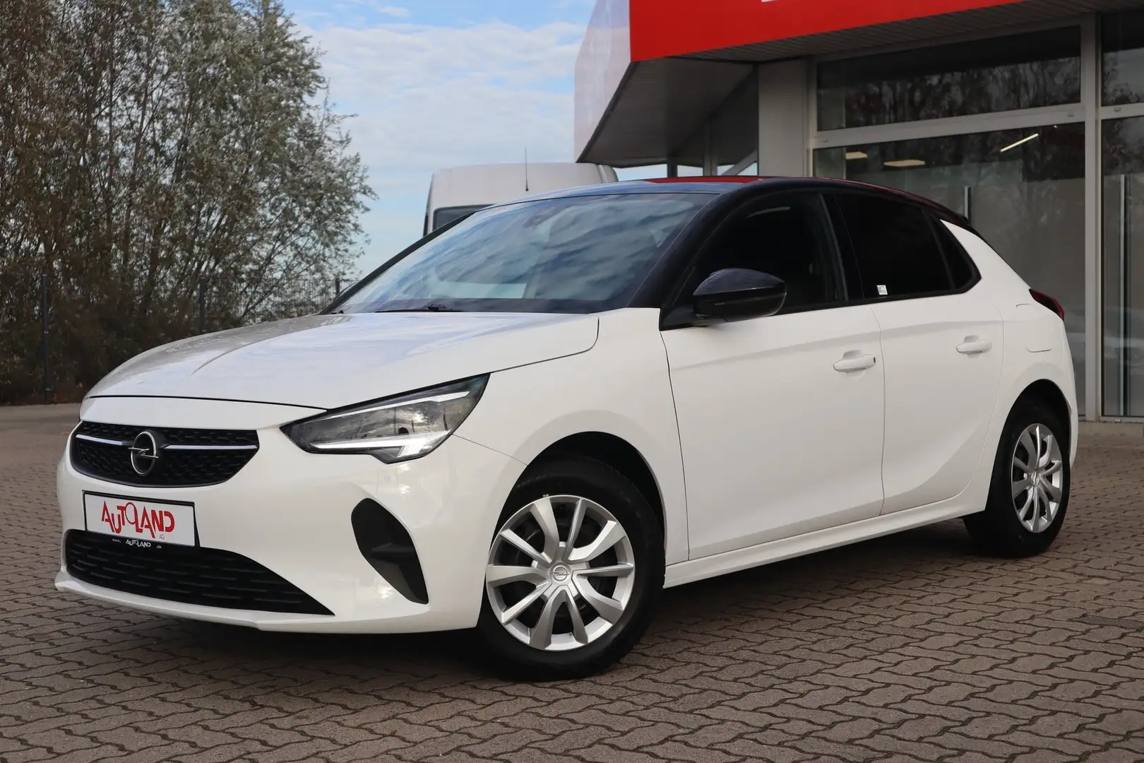 Opel Corsa F 1.2 Navi Tempomat PDC Klima DAB Blanc - 1