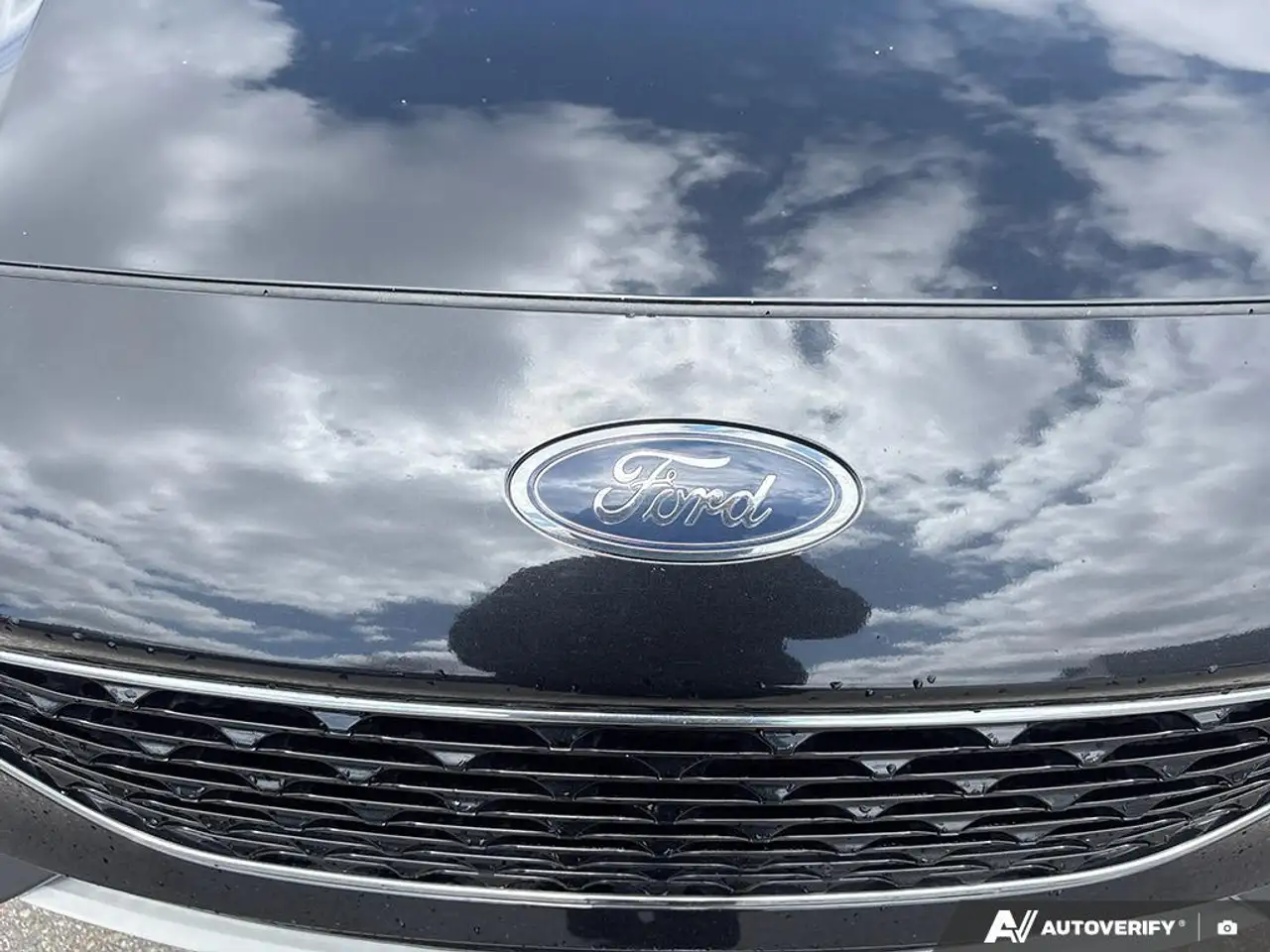 Ford Escape снимка Ford Escape