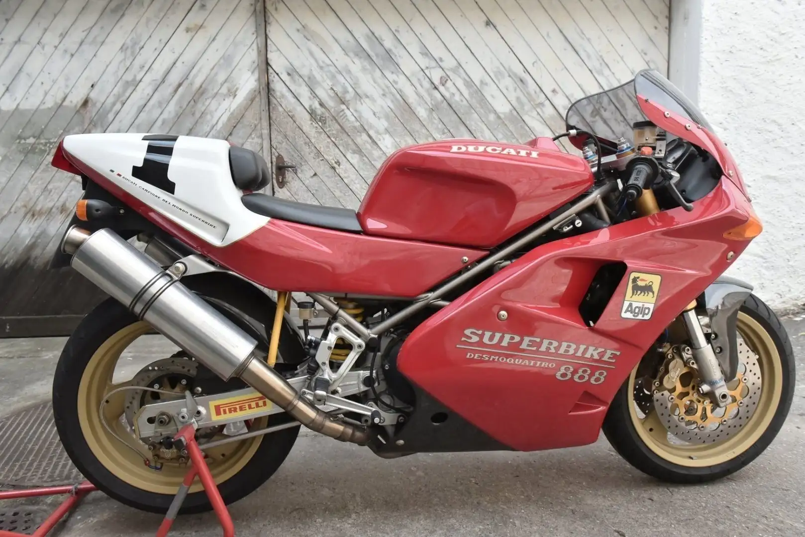 Ducati 888 Piros - 1