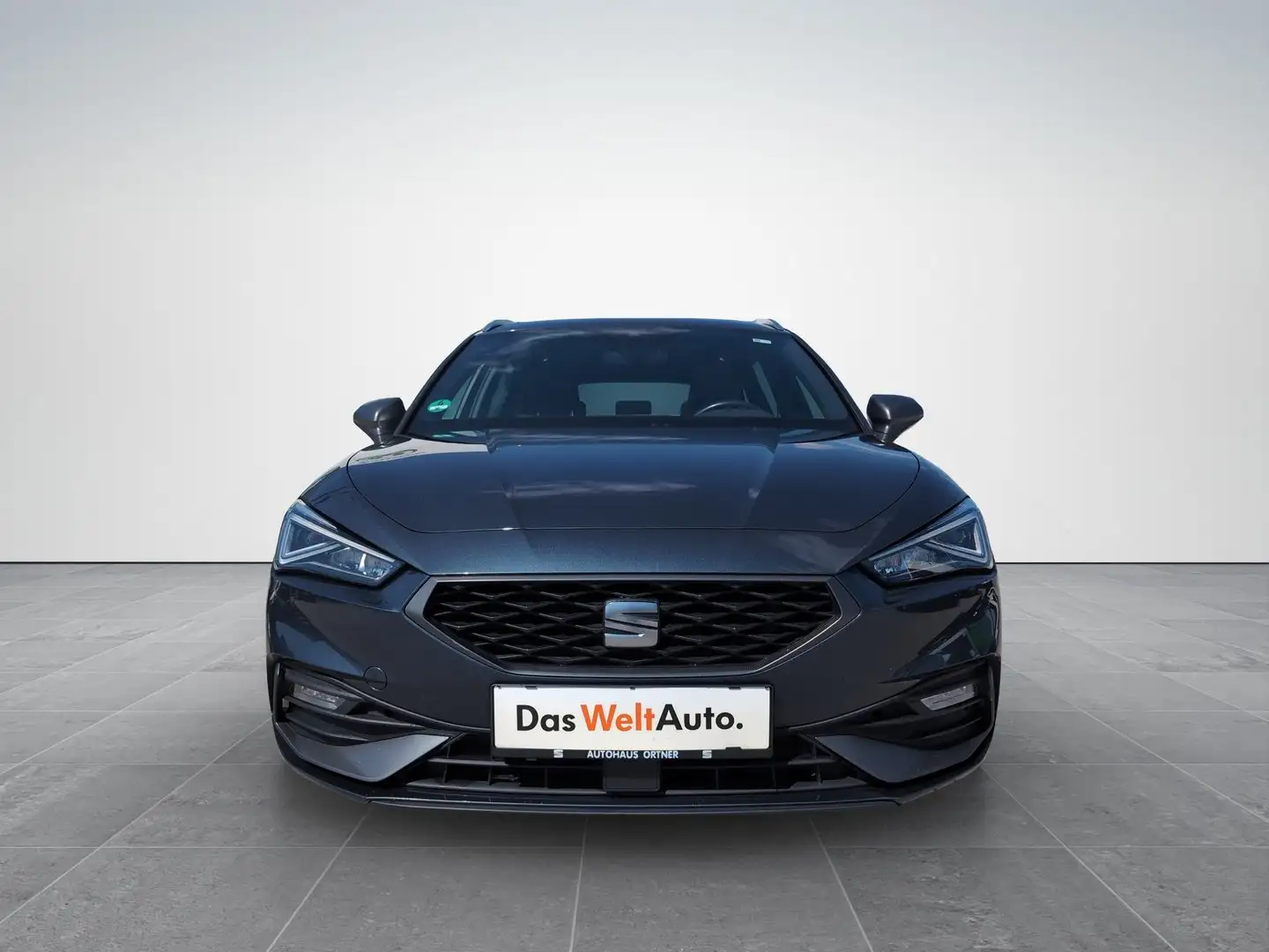 SEAT Leon FR 2.0 TDI DSG Grijs - 2