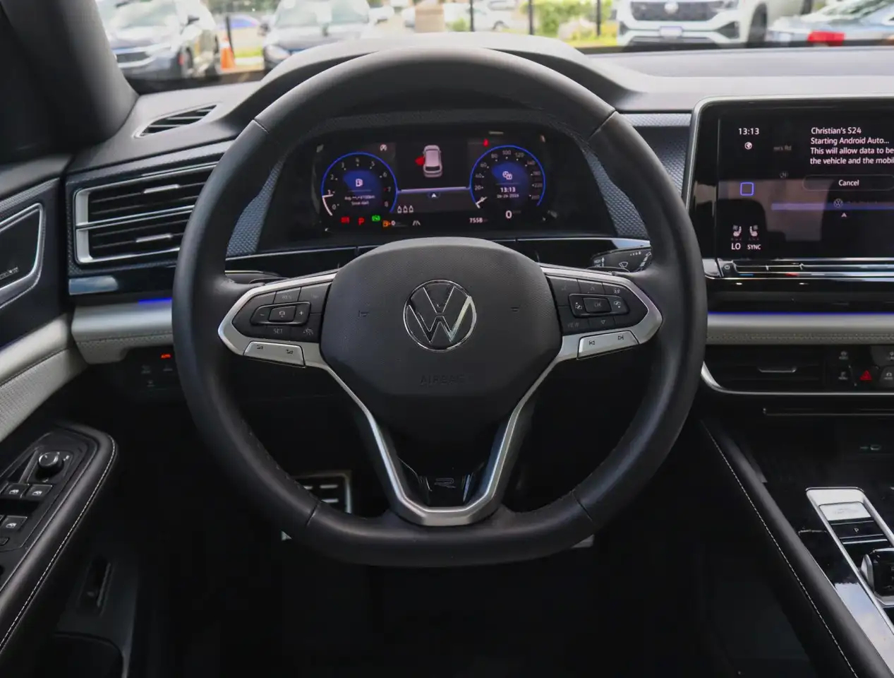 Volkswagen Atlas снимка Volkswagen Atlas