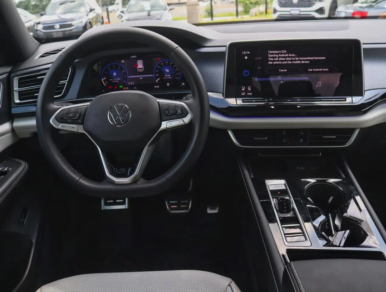 Volkswagen Atlas снимка Volkswagen Atlas