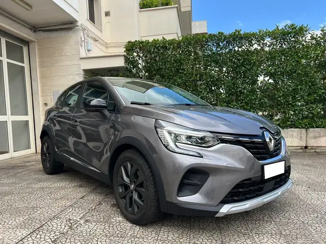 Renault Captur 1.5 Blue dCi 115 CV EDC