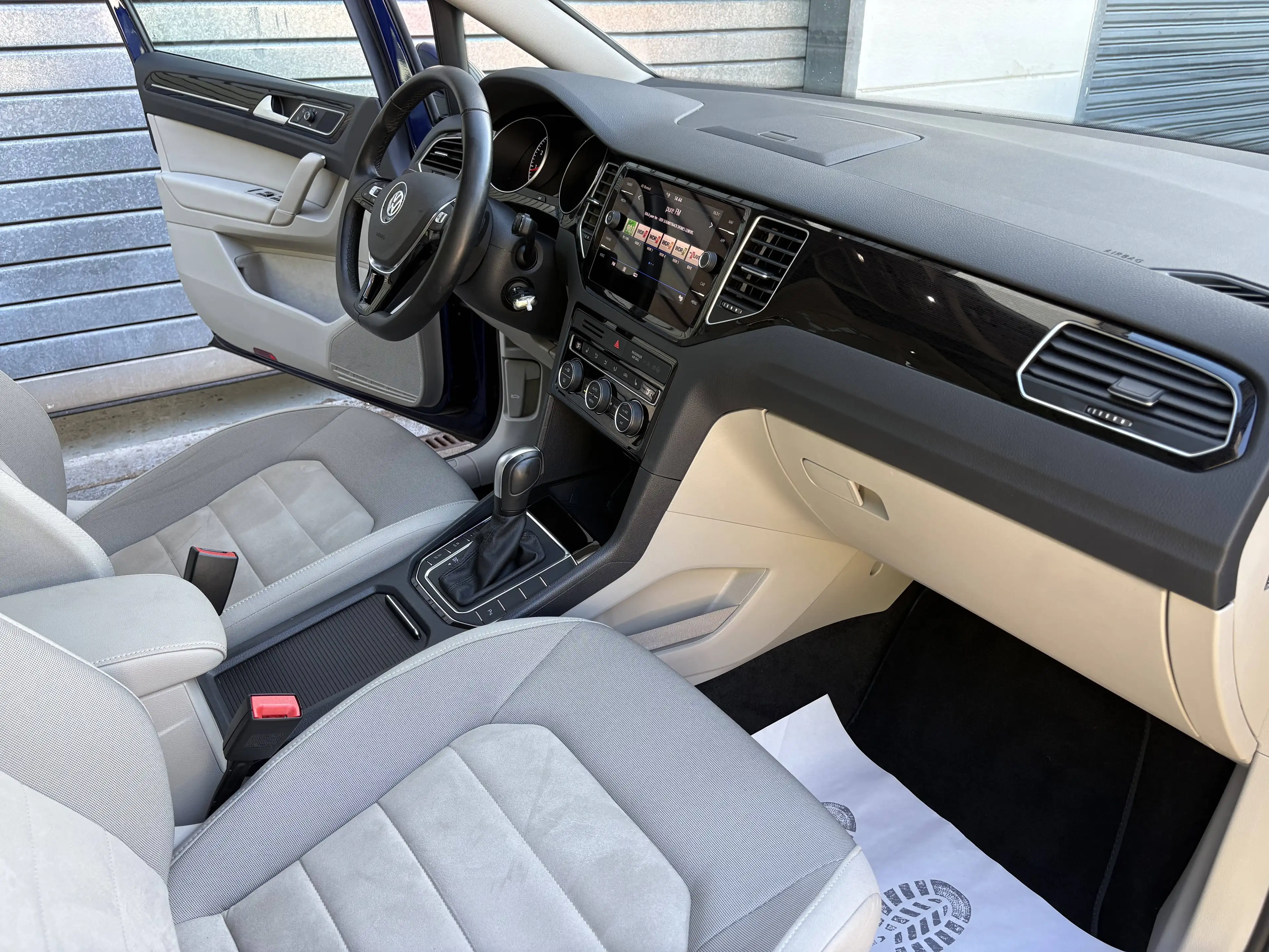 Volkswagen Golf Sportsvan Highline Pano ACC Rückfahrkamera Anhängerkupplung Klima — photo 10