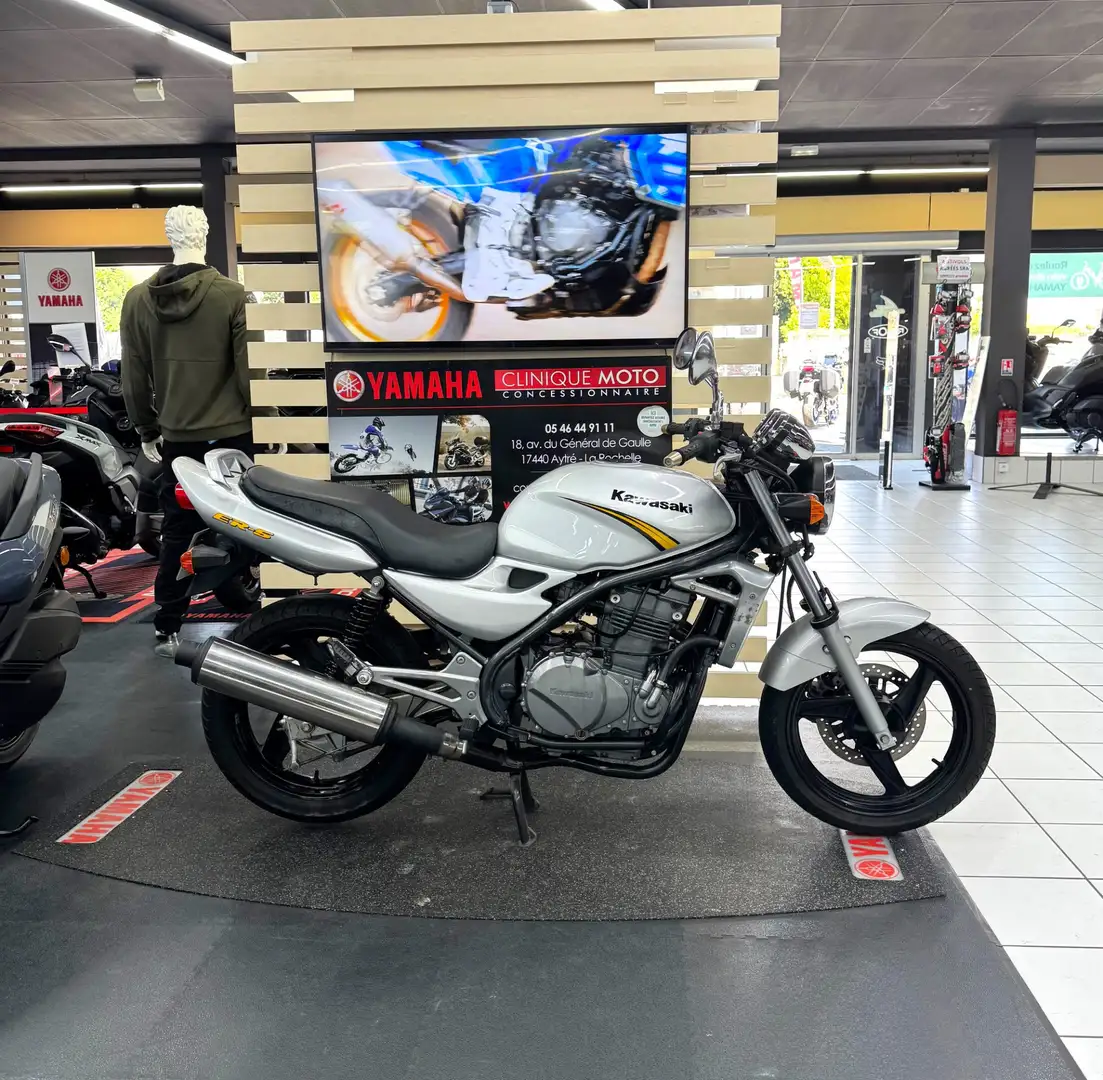 Kawasaki ER - 5 Gris - 1