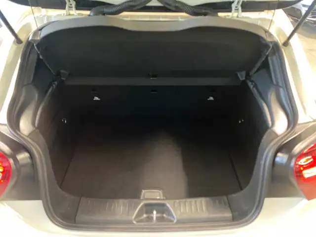 Mercedes-Benz A-Class view 9