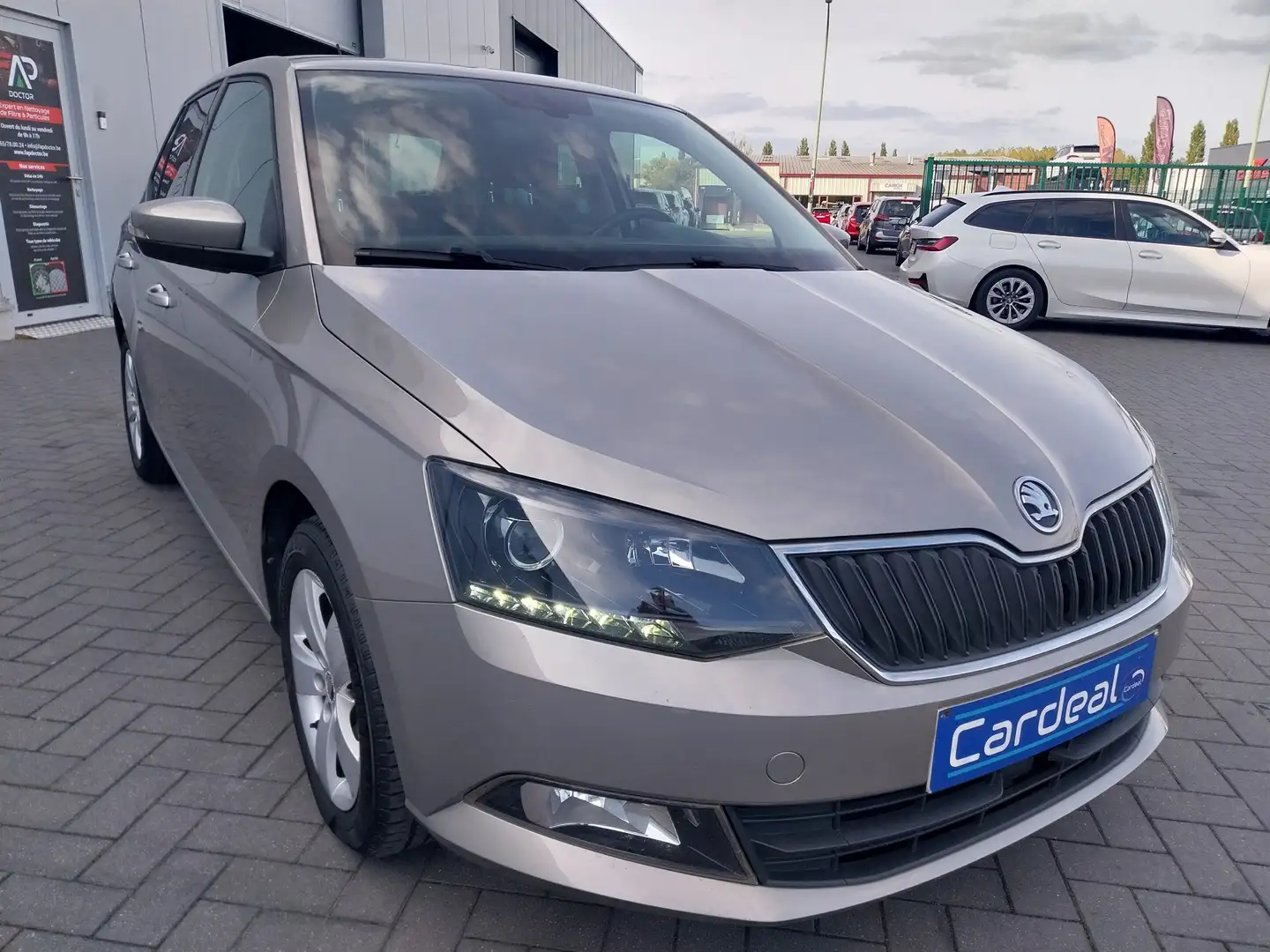 Skoda Fabia 1.2 TSI/GPS/BLUETOOTH/GARANTIE.12.MOIS/ Beige - 1