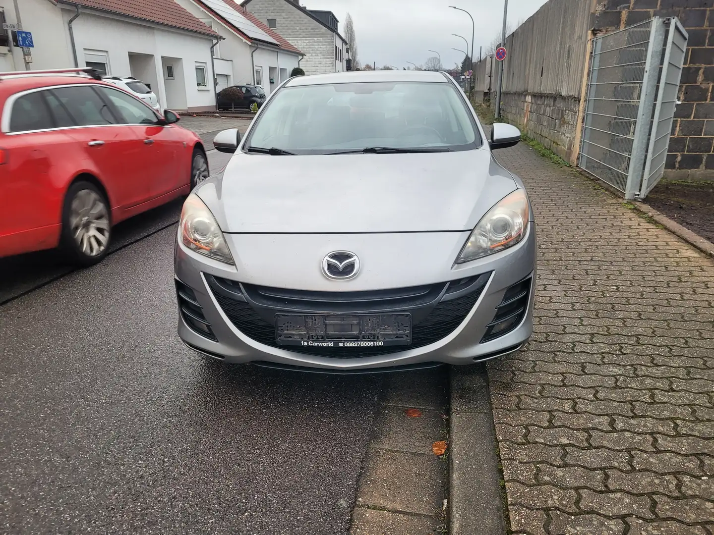 Mazda 3 1.6 Grau - 1