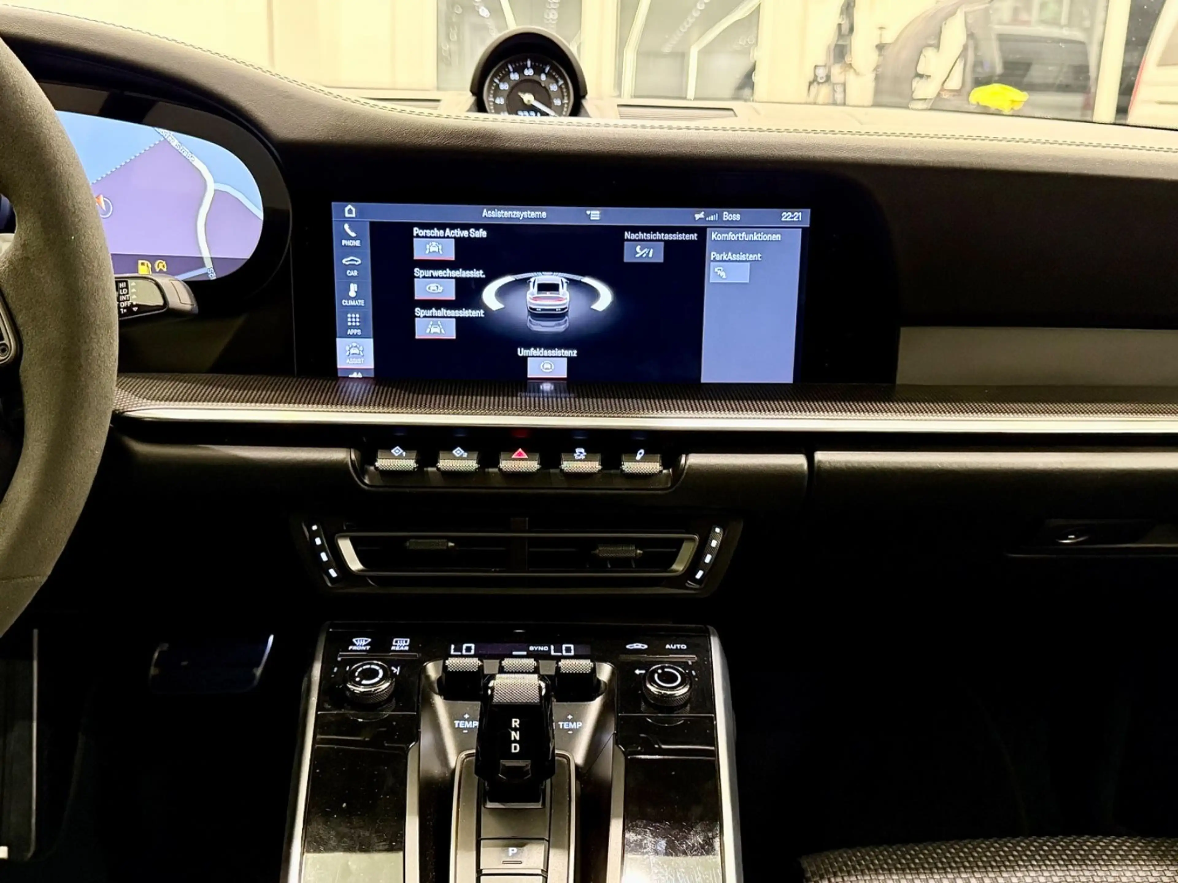 Porsche 911 / 992 Carrera 4 S Sport Chrono Pano/Matrix — photo 14