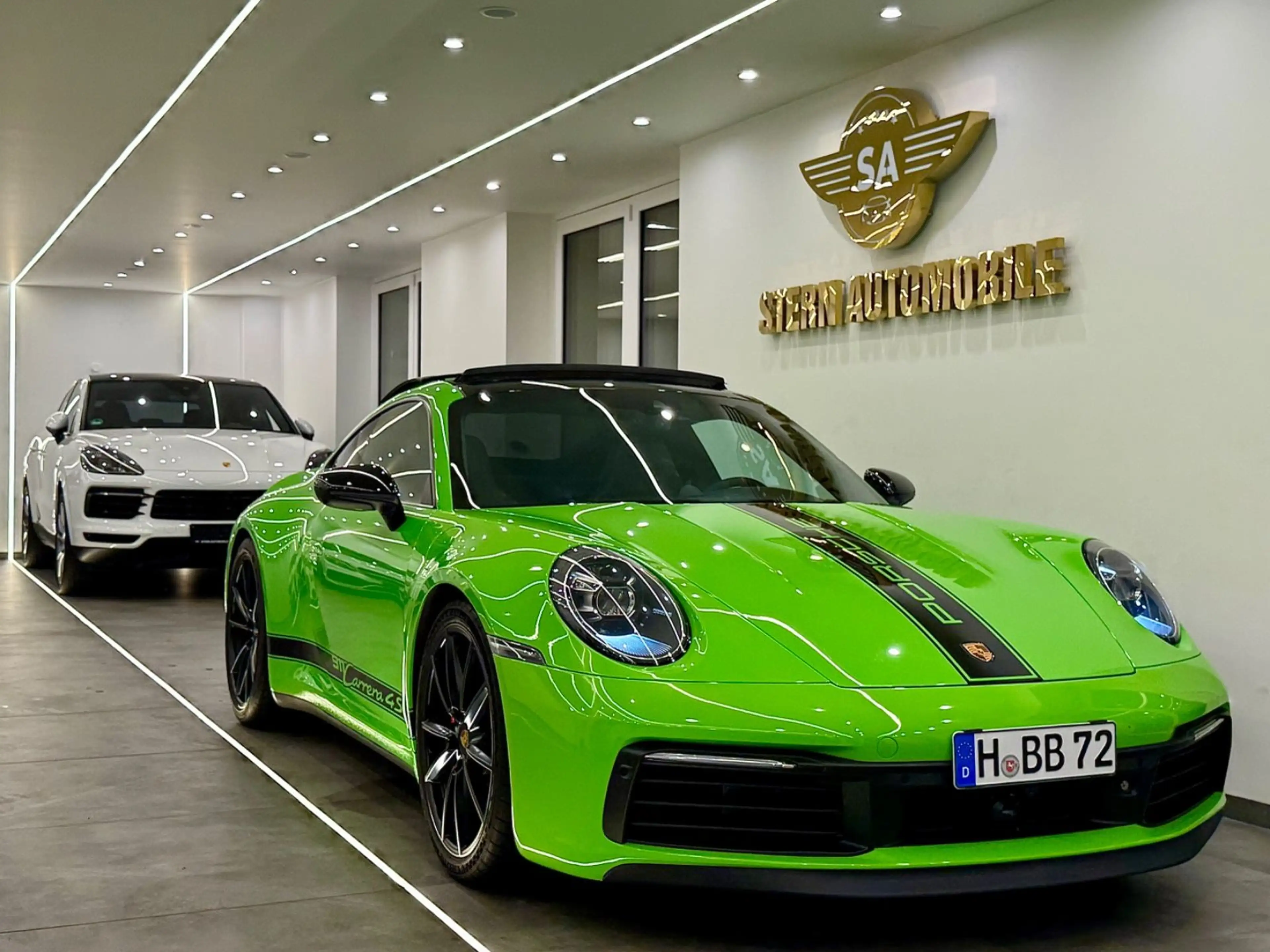 Porsche 911 / 992 Carrera 4 S Sport Chrono Pano/Matrix — photo 4