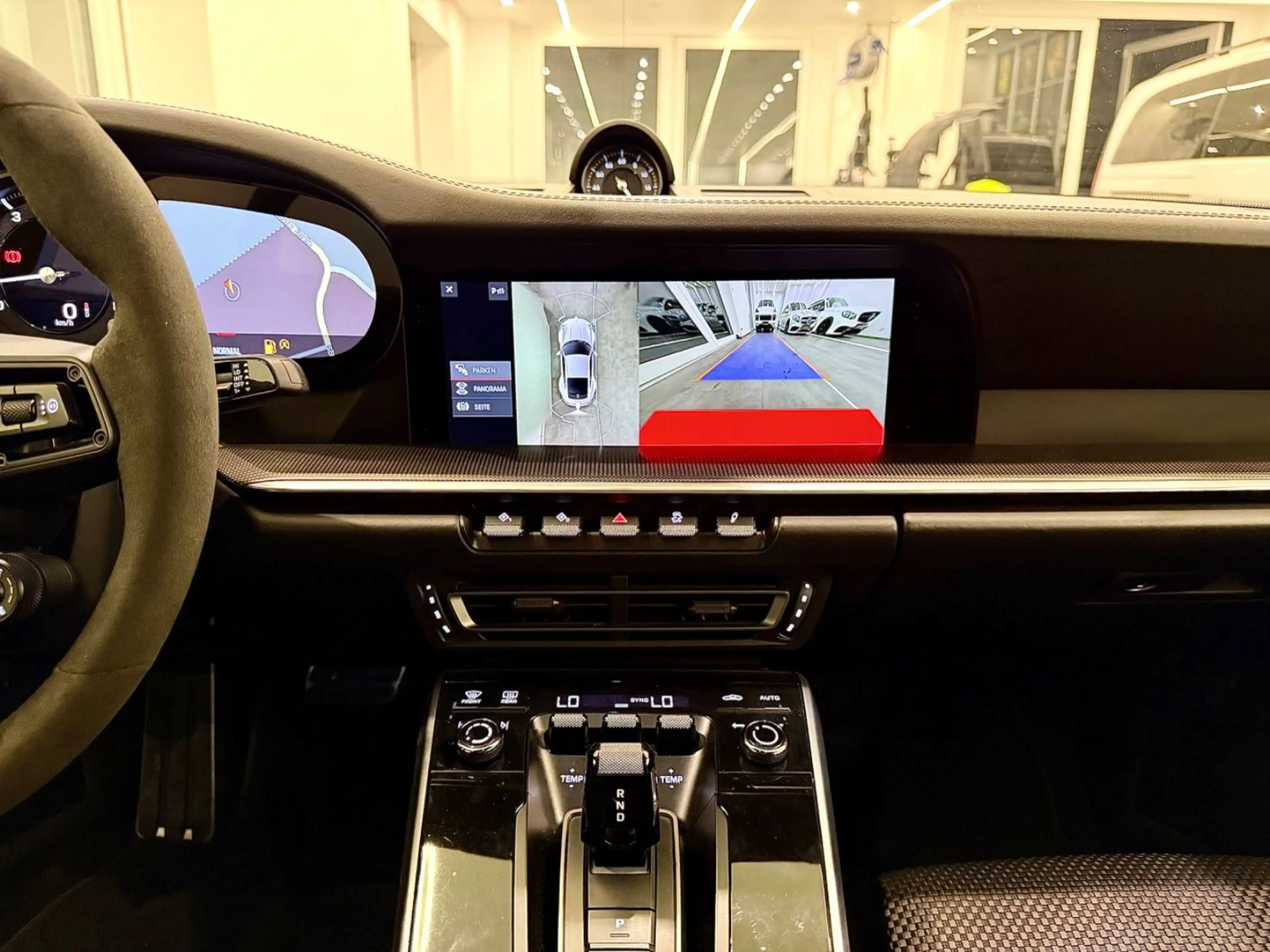 Porsche 911 / 992 Carrera 4 S Sport Chrono Pano/Matrix — photo 13