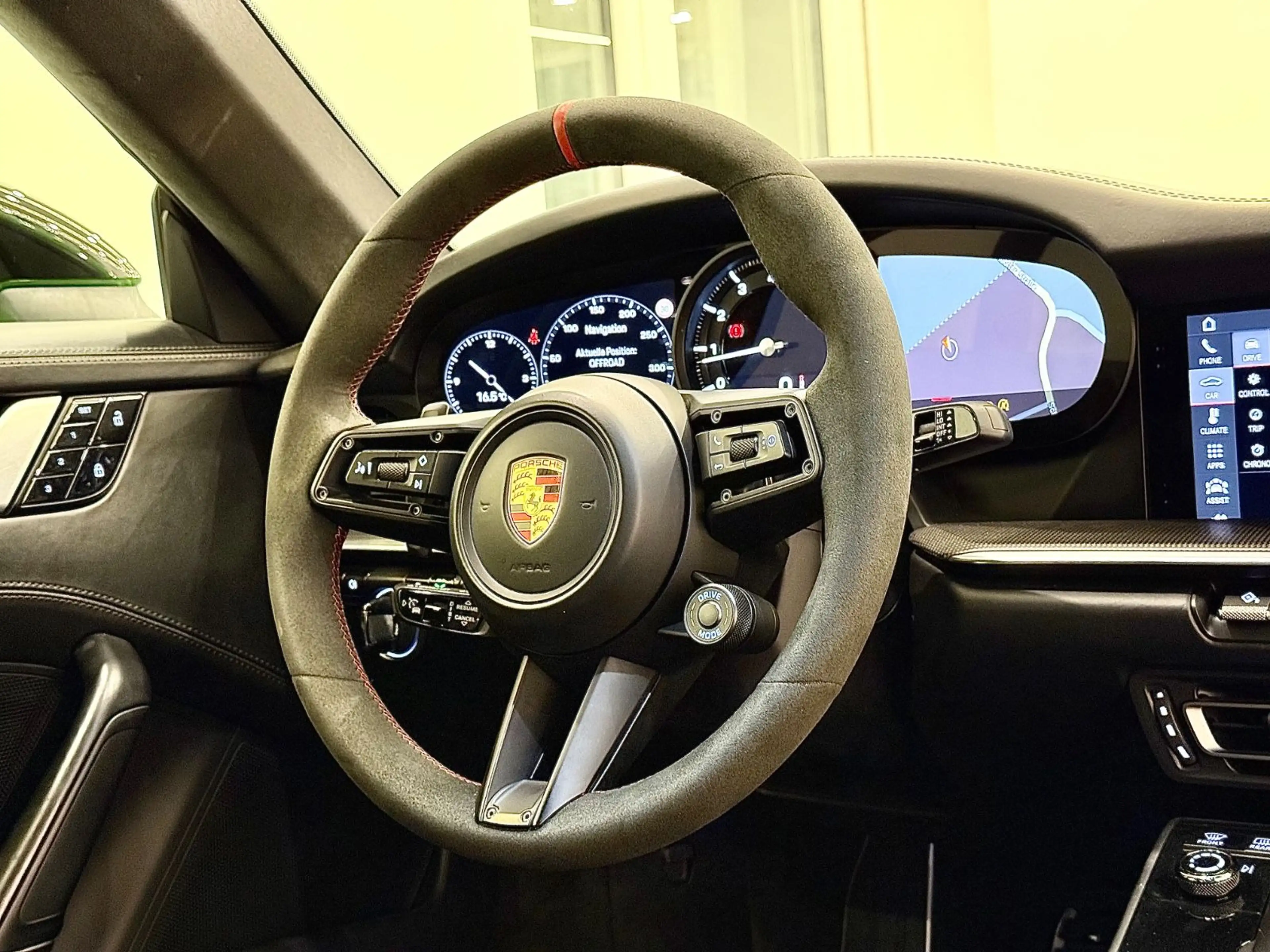 Porsche 911 / 992 Carrera 4 S Sport Chrono Pano/Matrix — photo 11