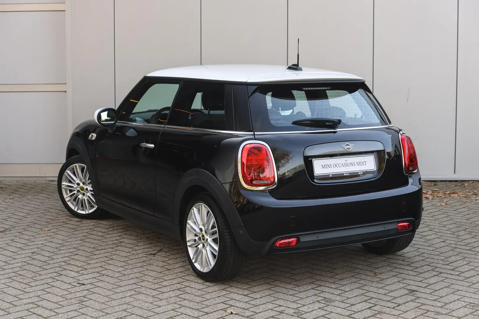 MINI Electric Essential / Sportstoelen / Achteruitrijca Noir - 2