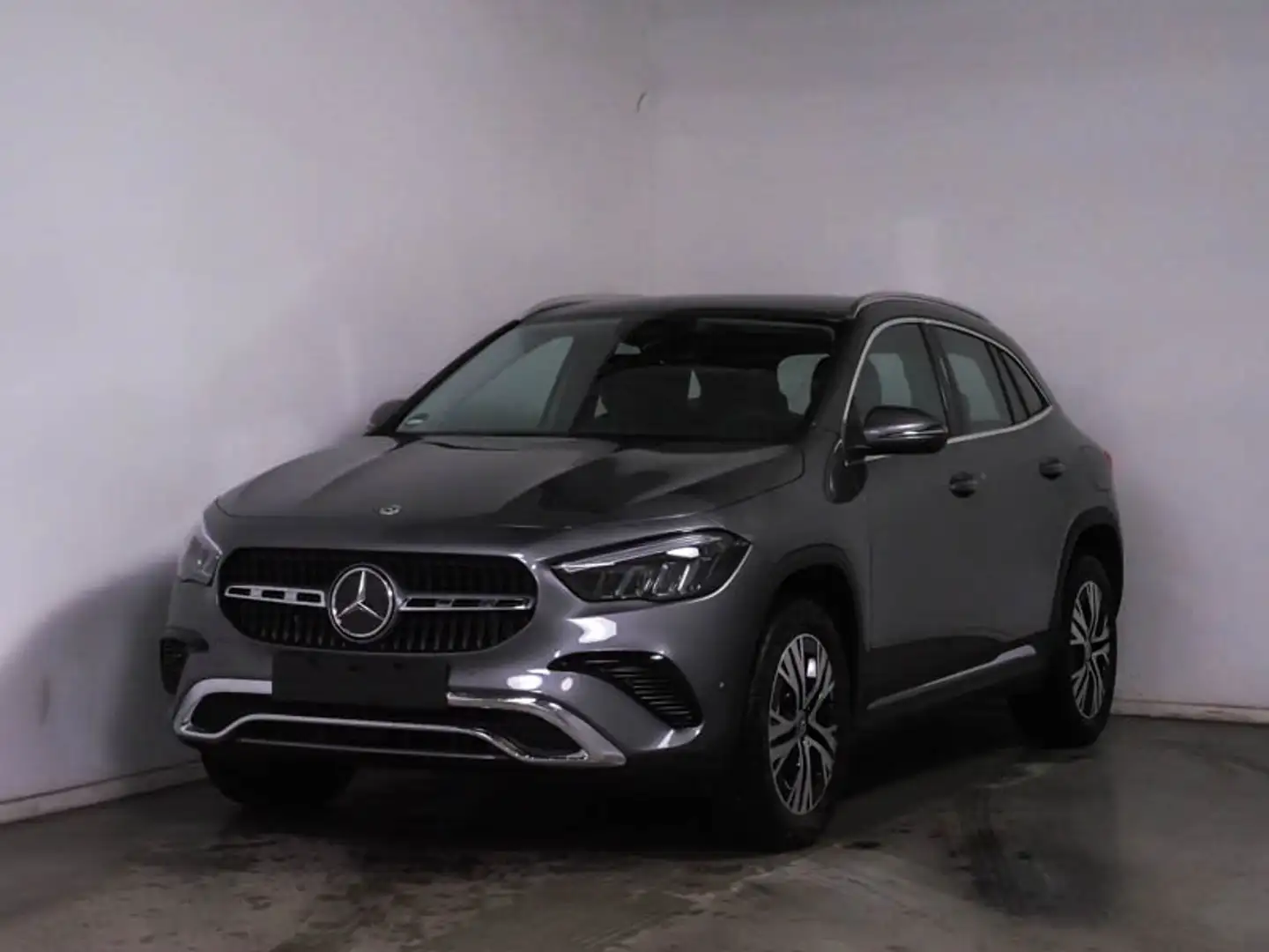 Mercedes-Benz GLA 200 Progressive+MBUX+Navi-Pr+LED+Kam+PDC+SHZ Grau - 2
