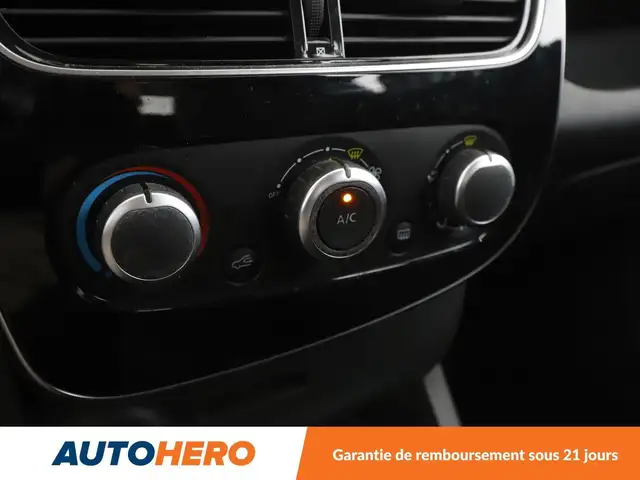 Renault Clio view 23
