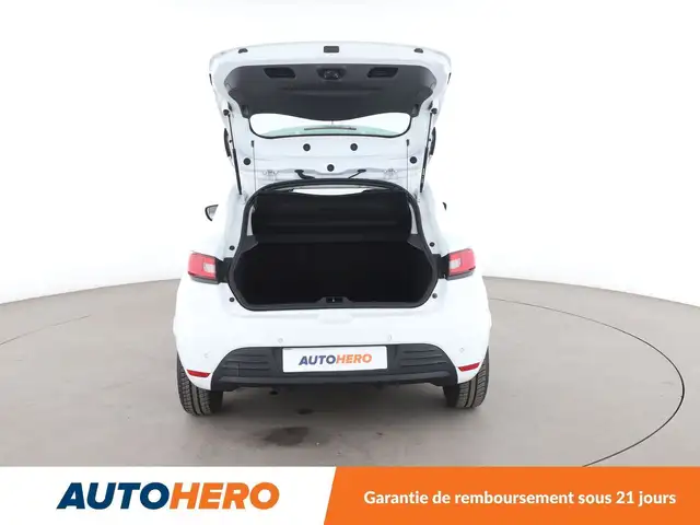 Renault Clio view 16