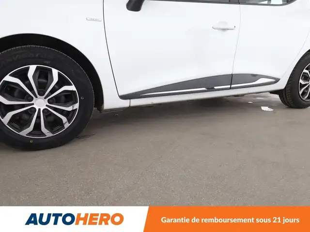 Renault Clio view 29
