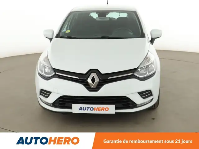 Renault Clio view 9
