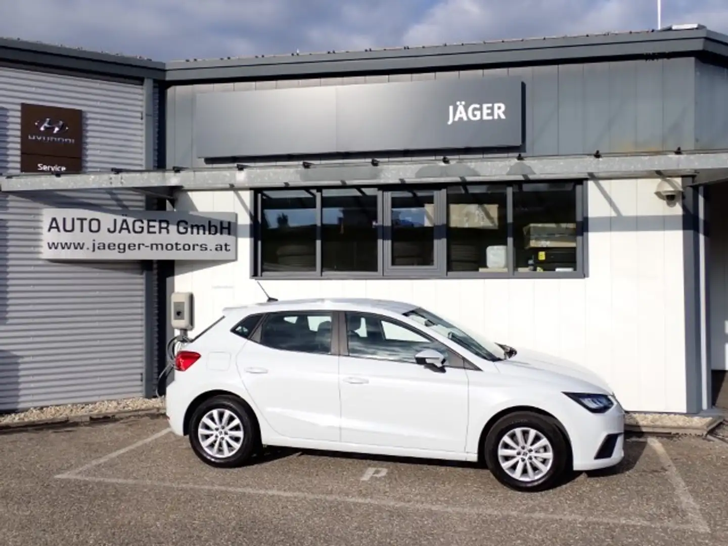 SEAT Ibiza 1,0 EcoTSI Style Weiß - 1