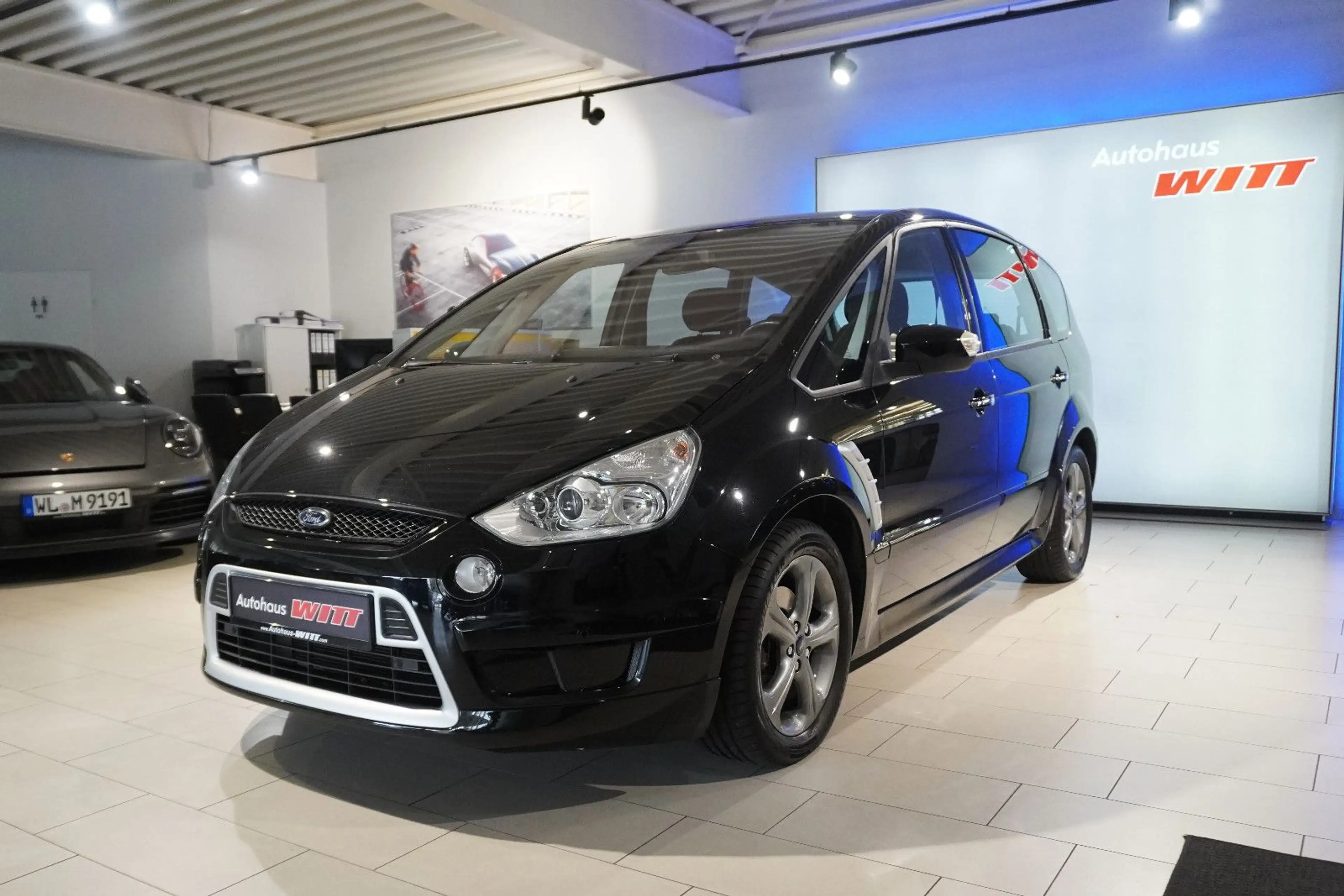 Ford S-Max 2,3 Titanium 6-tronic |1.Hand|Xenon|Autom — photo 3