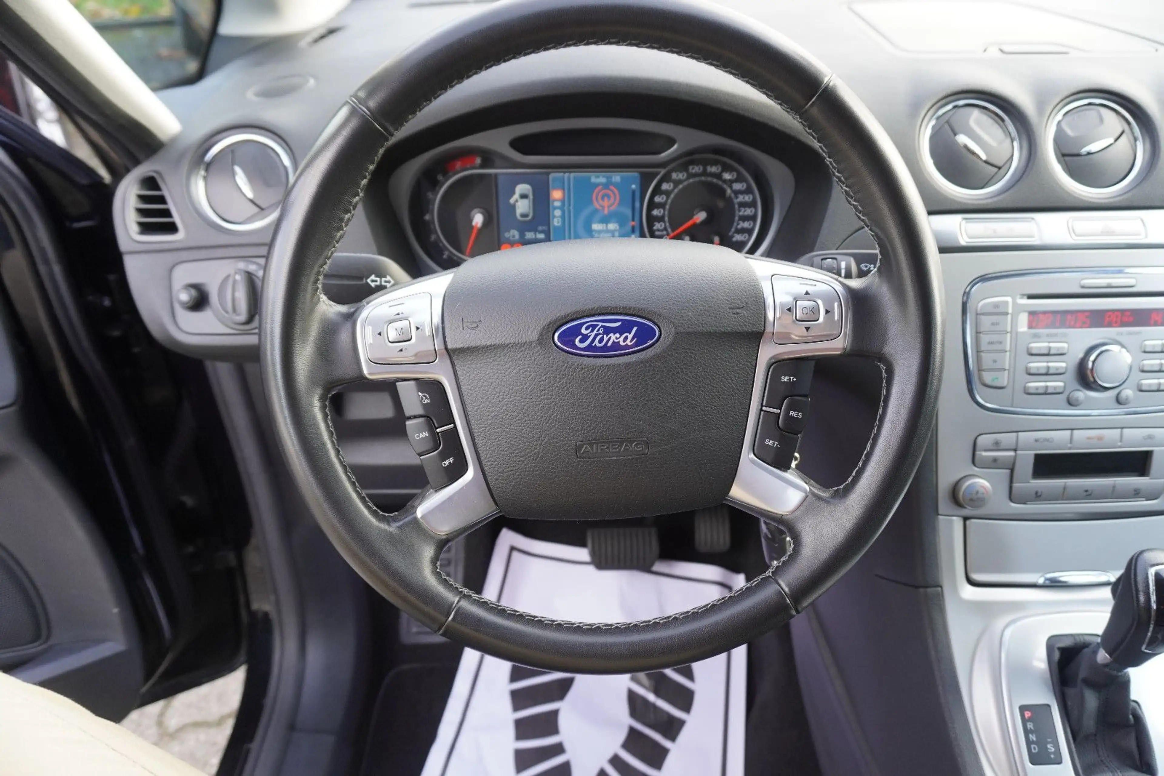 Ford S-Max 2,3 Titanium 6-tronic |1.Hand|Xenon|Autom — photo 10