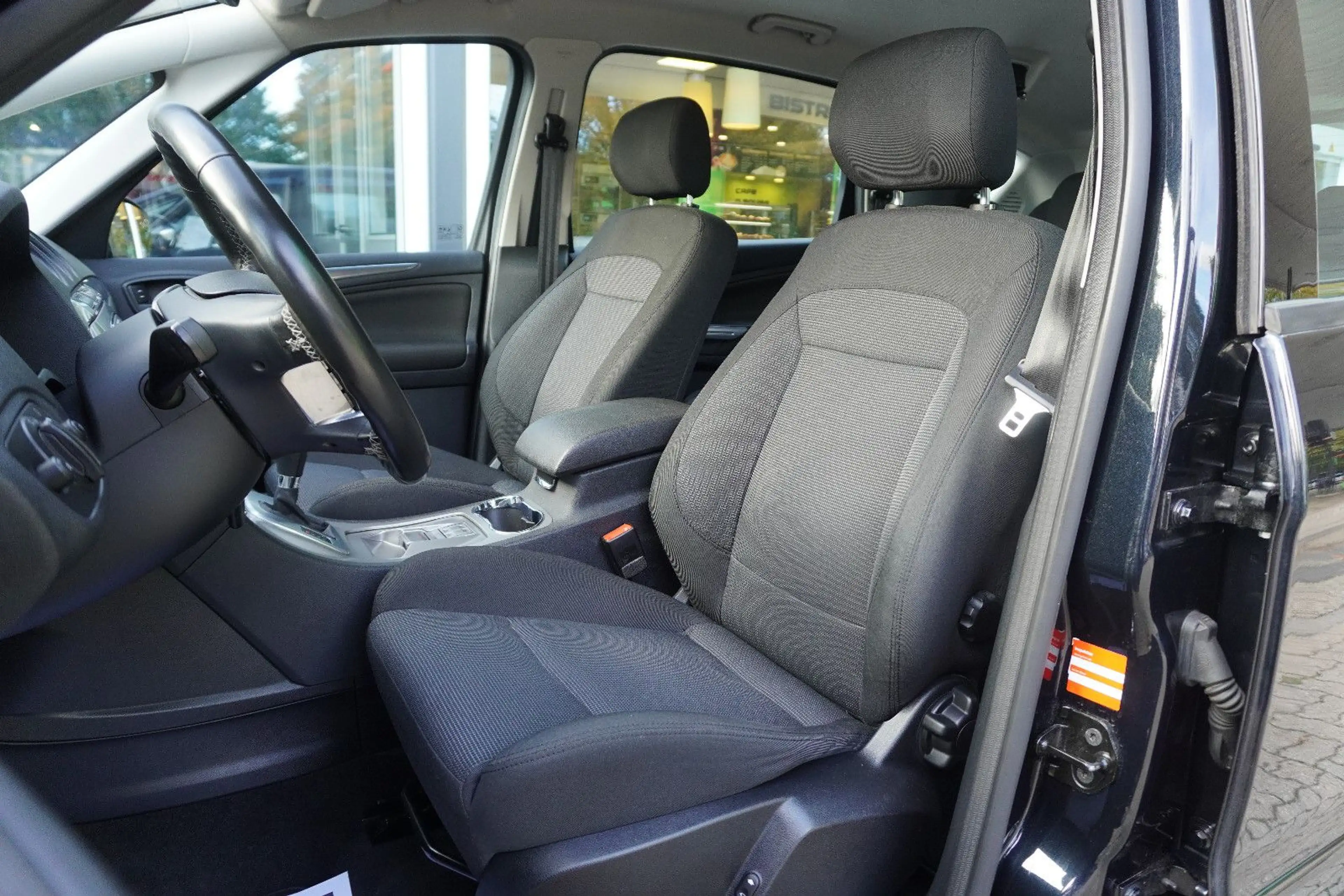 Ford S-Max 2,3 Titanium 6-tronic |1.Hand|Xenon|Autom — photo 11