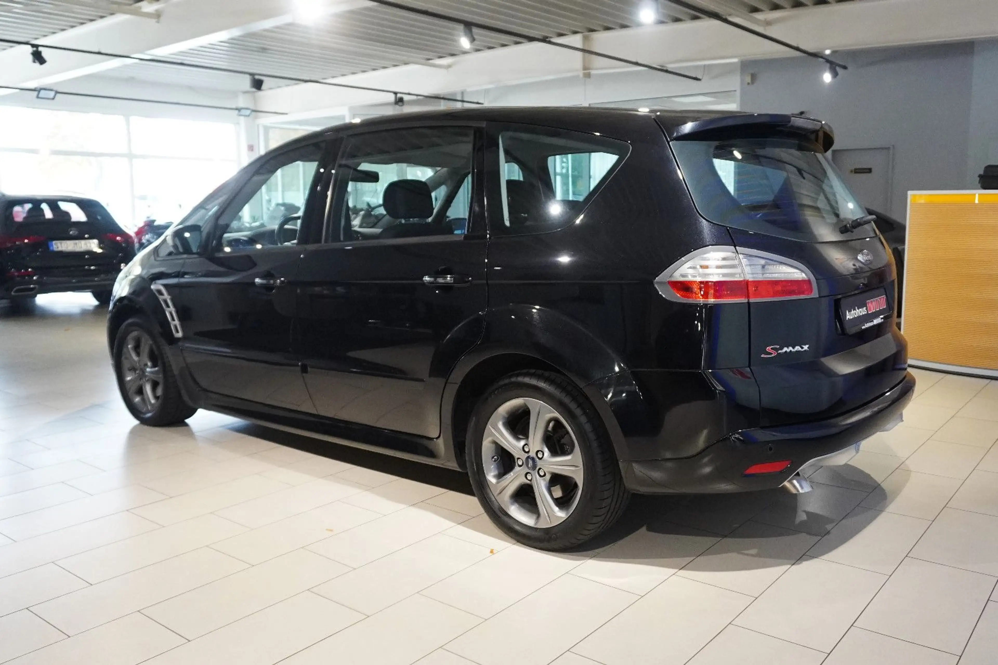 Ford S-Max 2,3 Titanium 6-tronic |1.Hand|Xenon|Autom — photo 5