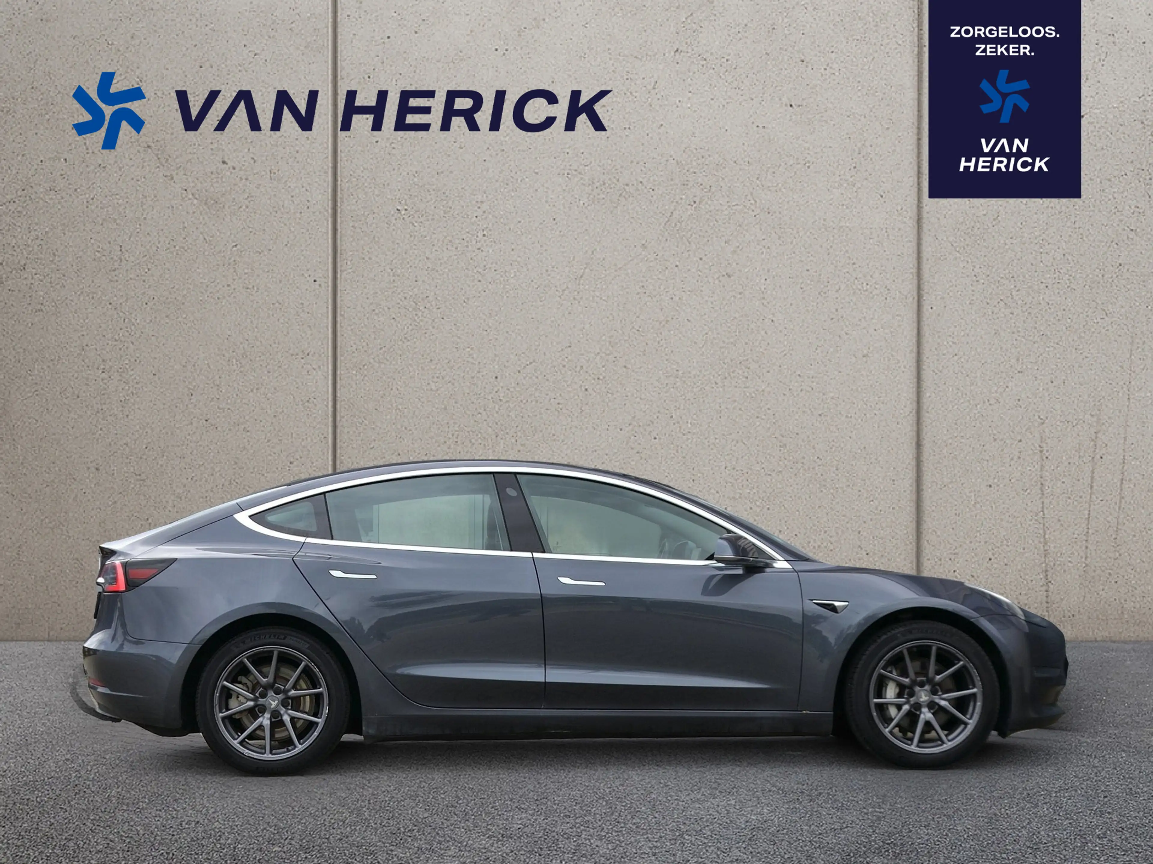 Tesla Model 3 Standard RWD Plus 60 kWh | Pano | Leder | Nette st — photo 3