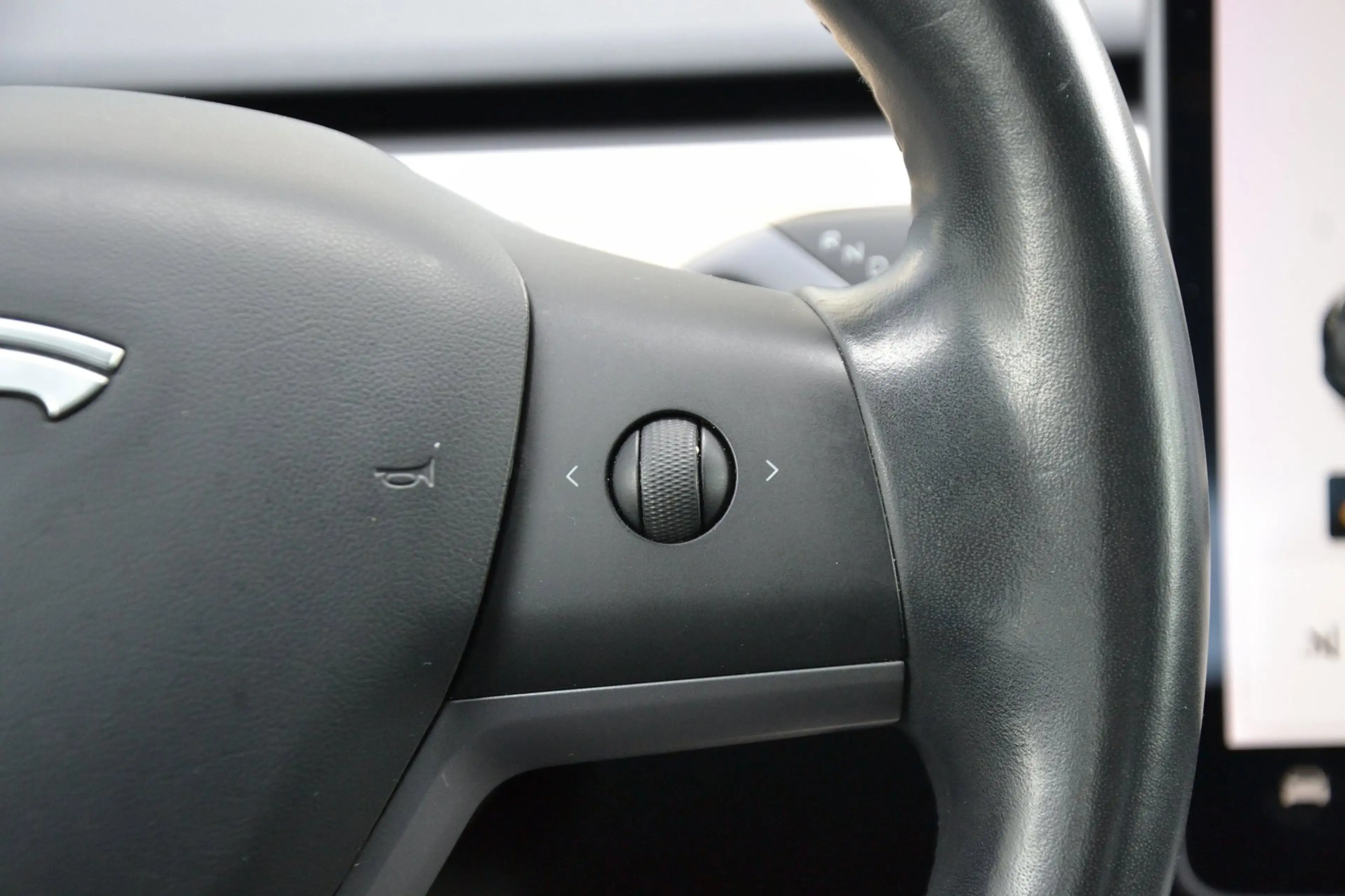 Tesla Model 3 Standard RWD Plus 60 kWh | Pano | Leder | Nette st — photo 17