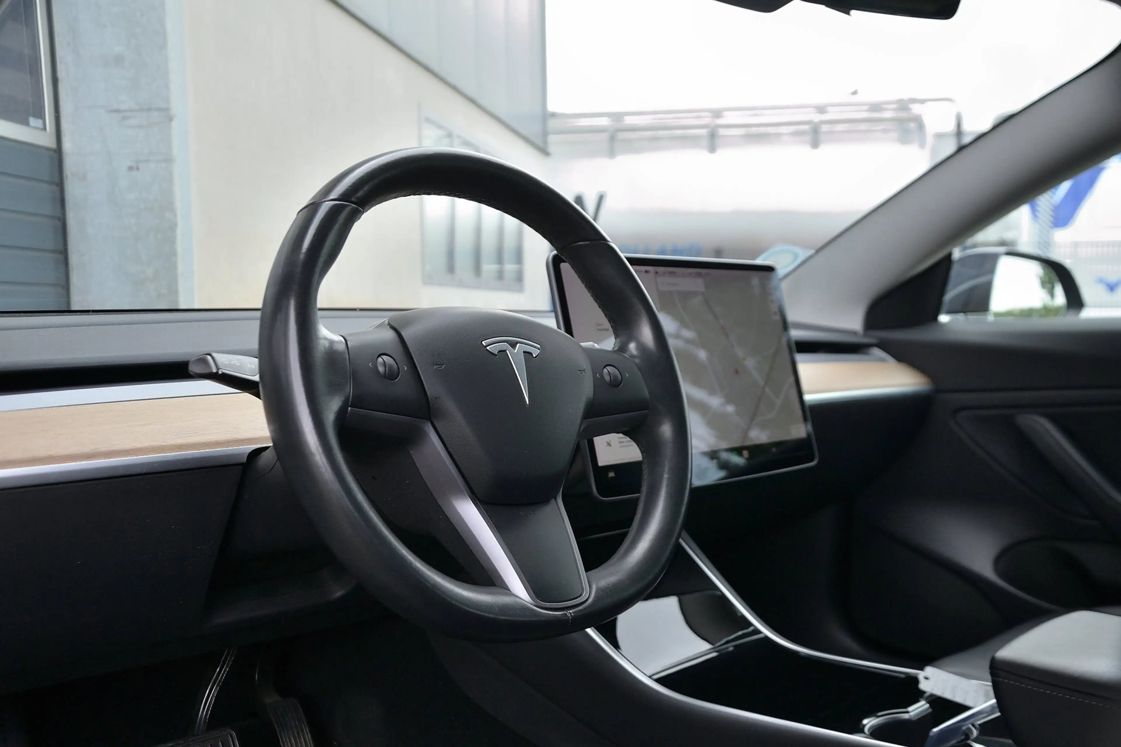 Tesla Model 3 Standard RWD Plus 60 kWh | Pano | Leder | Nette st — photo 5