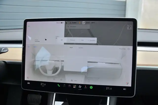 Tesla Model 3 view 13
