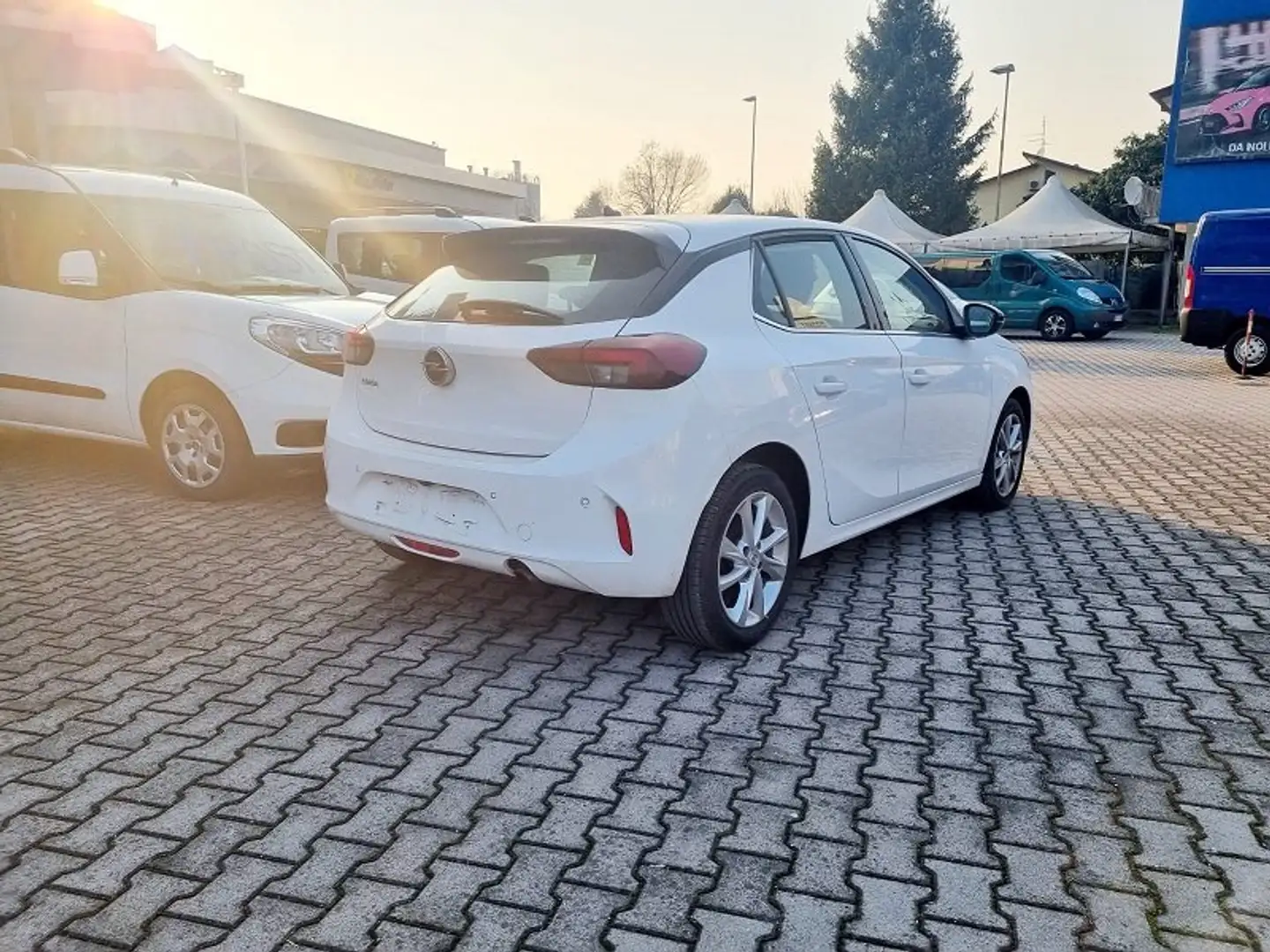 Opel Corsa 1.2 Elegance NAV+RETROCAMERA OK NEOPATENTATI Weiß - 2
