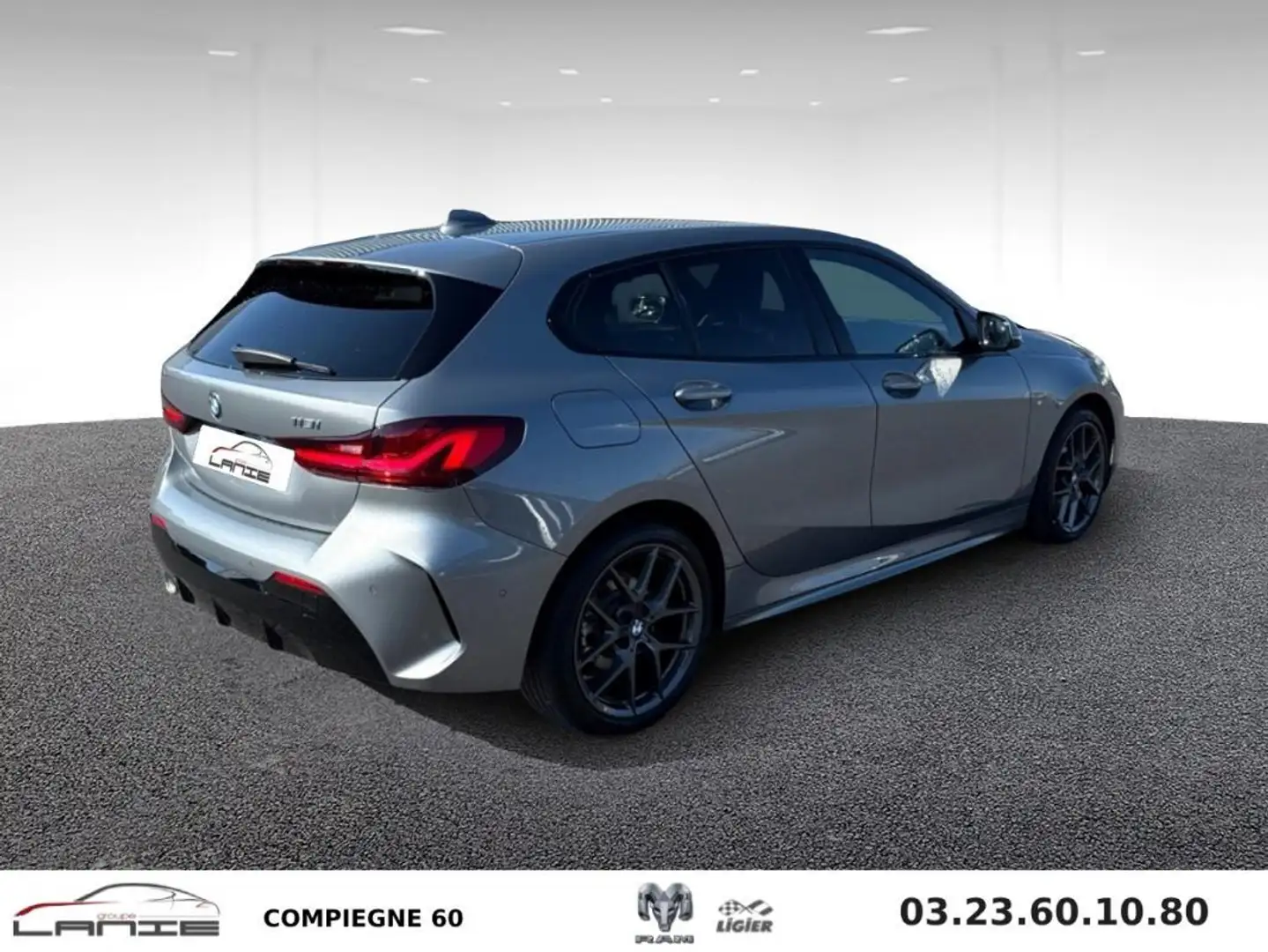 BMW F40 118i 136 ch DKG7 M Sport Grau - 2