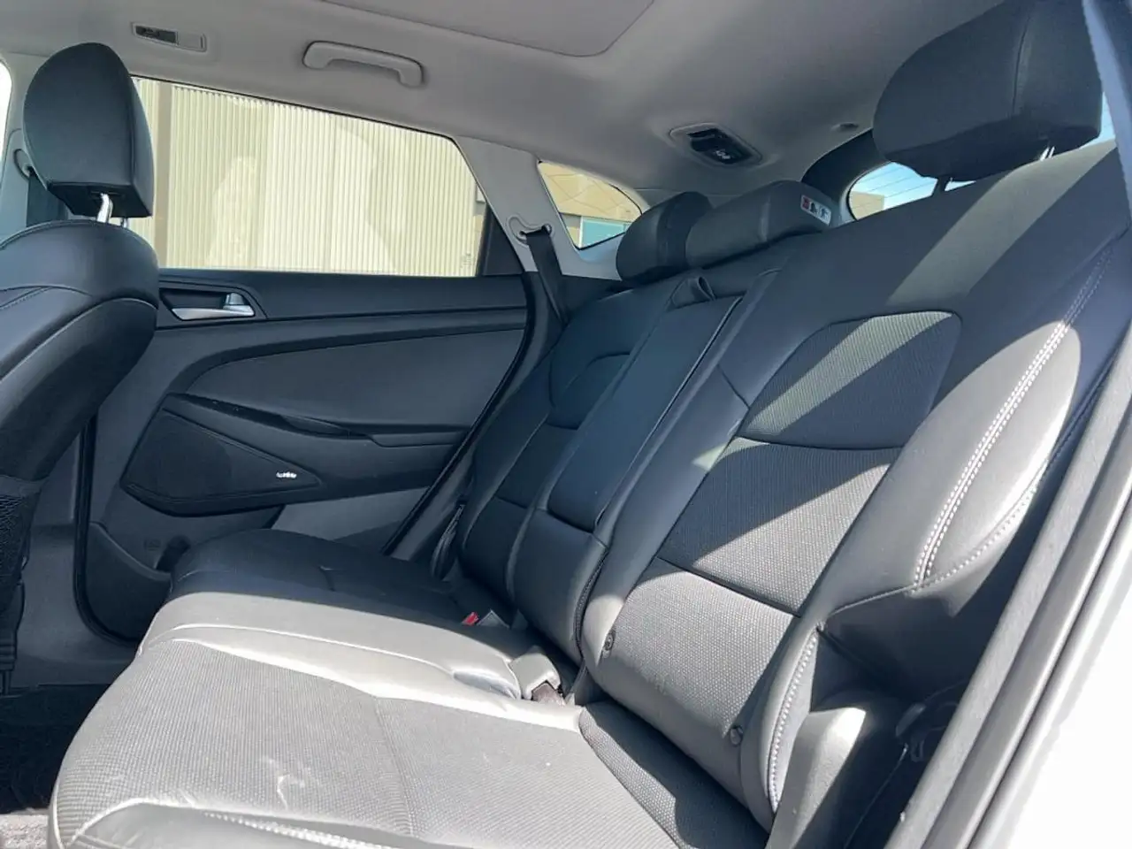 Hyundai TUCSON photo Hyundai TUCSON