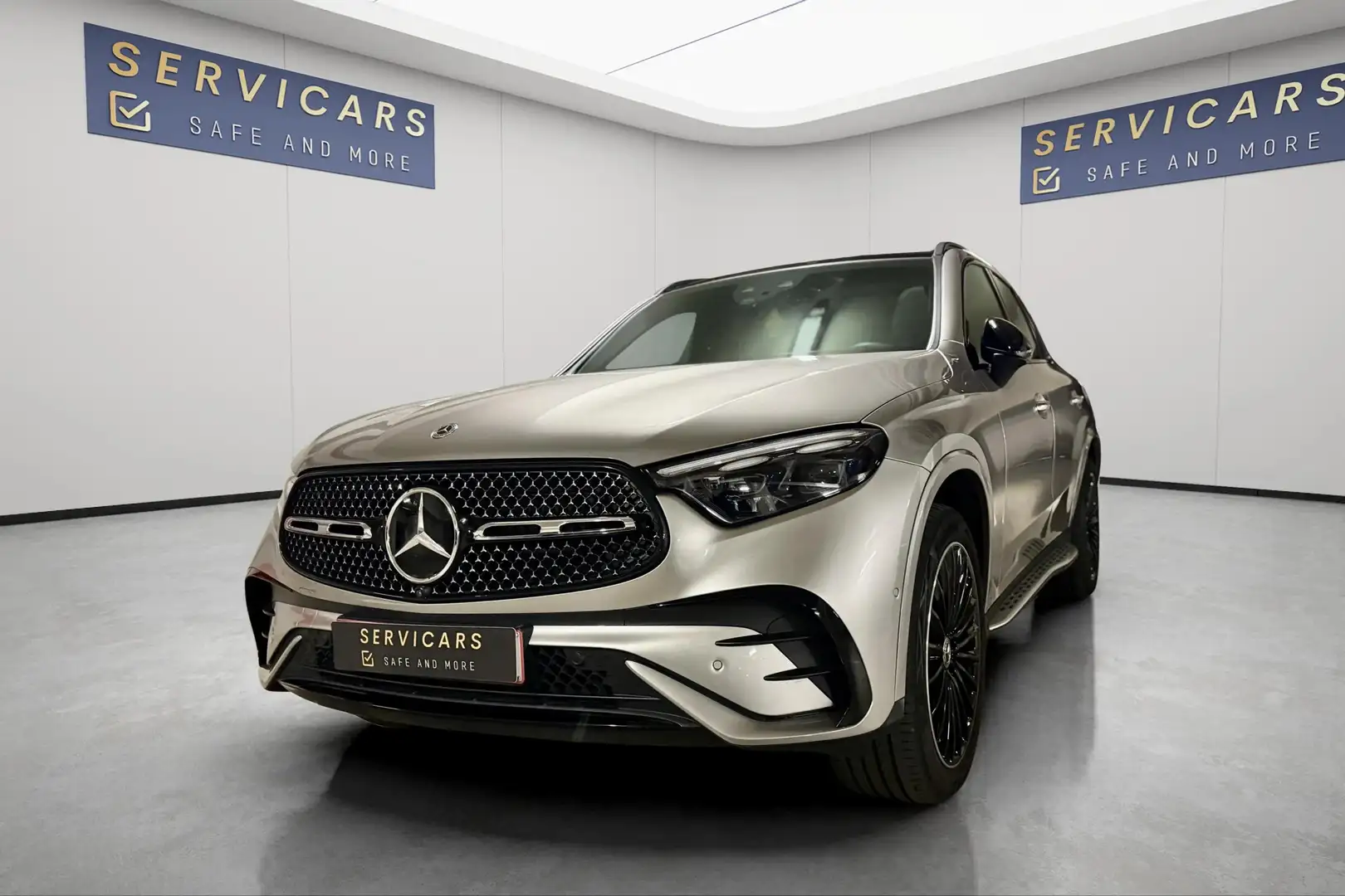 Mercedes-Benz GLC 200 AMG Line Gris - 1