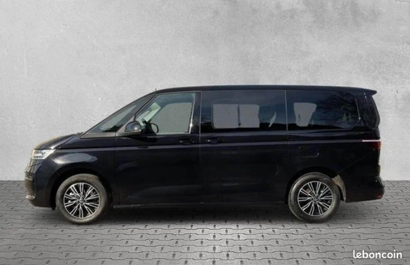 Volkswagen T7 Multivan T7 eHybrid 218ch • Long 5 places Malus inclus 10j Noir - 2