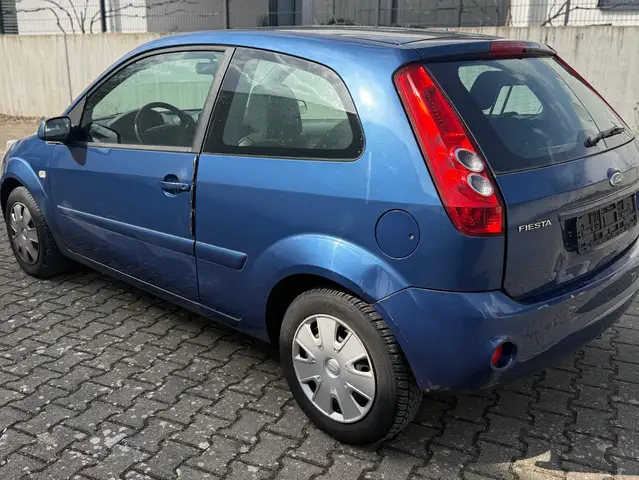 Ford Fiesta view 11