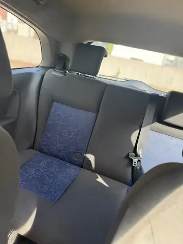 Ford Fiesta view 9