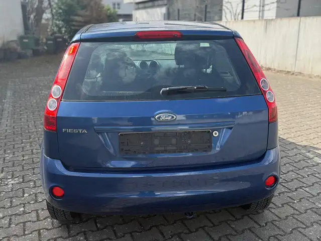 Ford Fiesta view 14