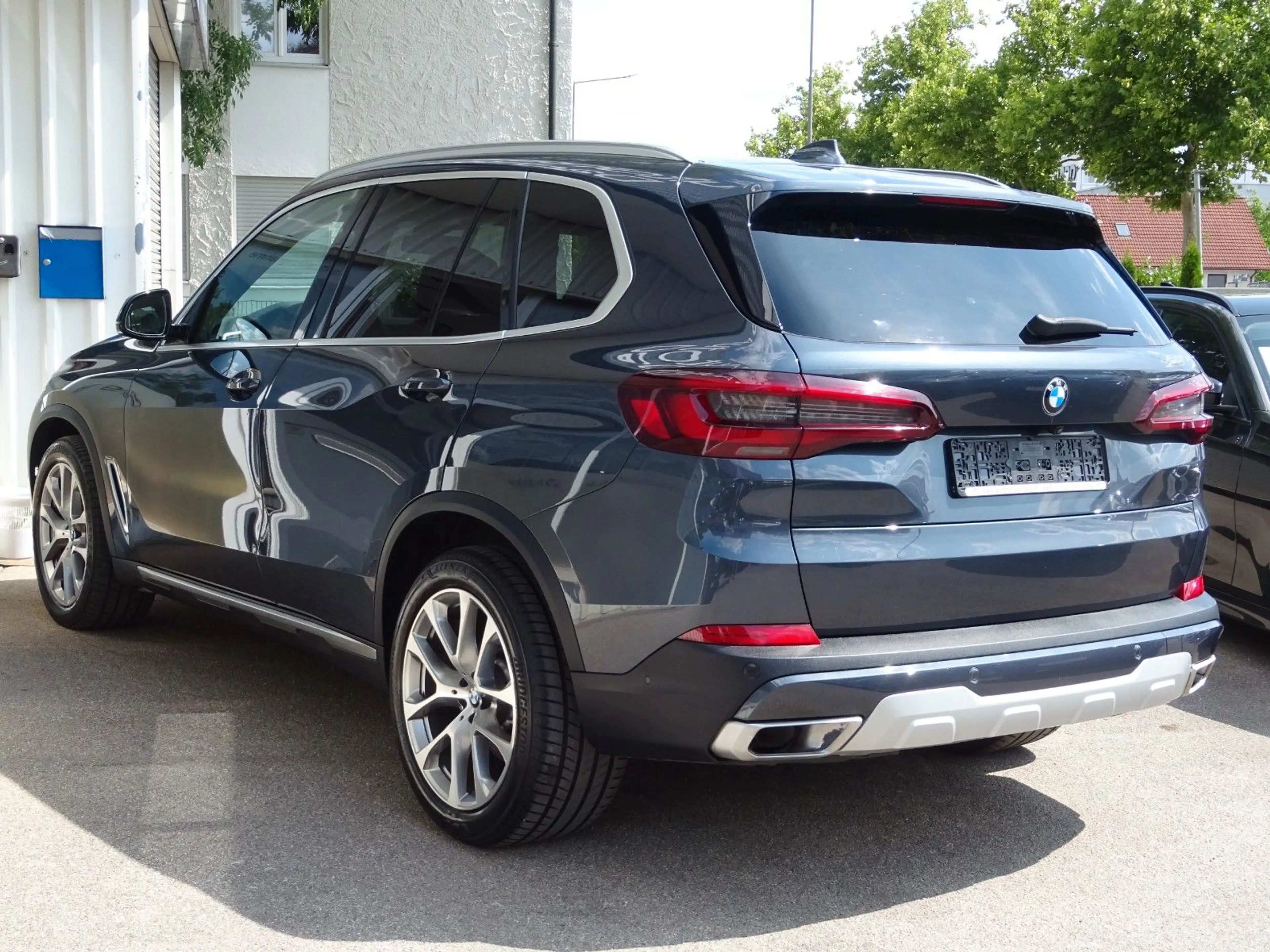 BMW X5 xDrive30d xLine 20" Navi LEDer Keyl. HUD AHK — photo 4