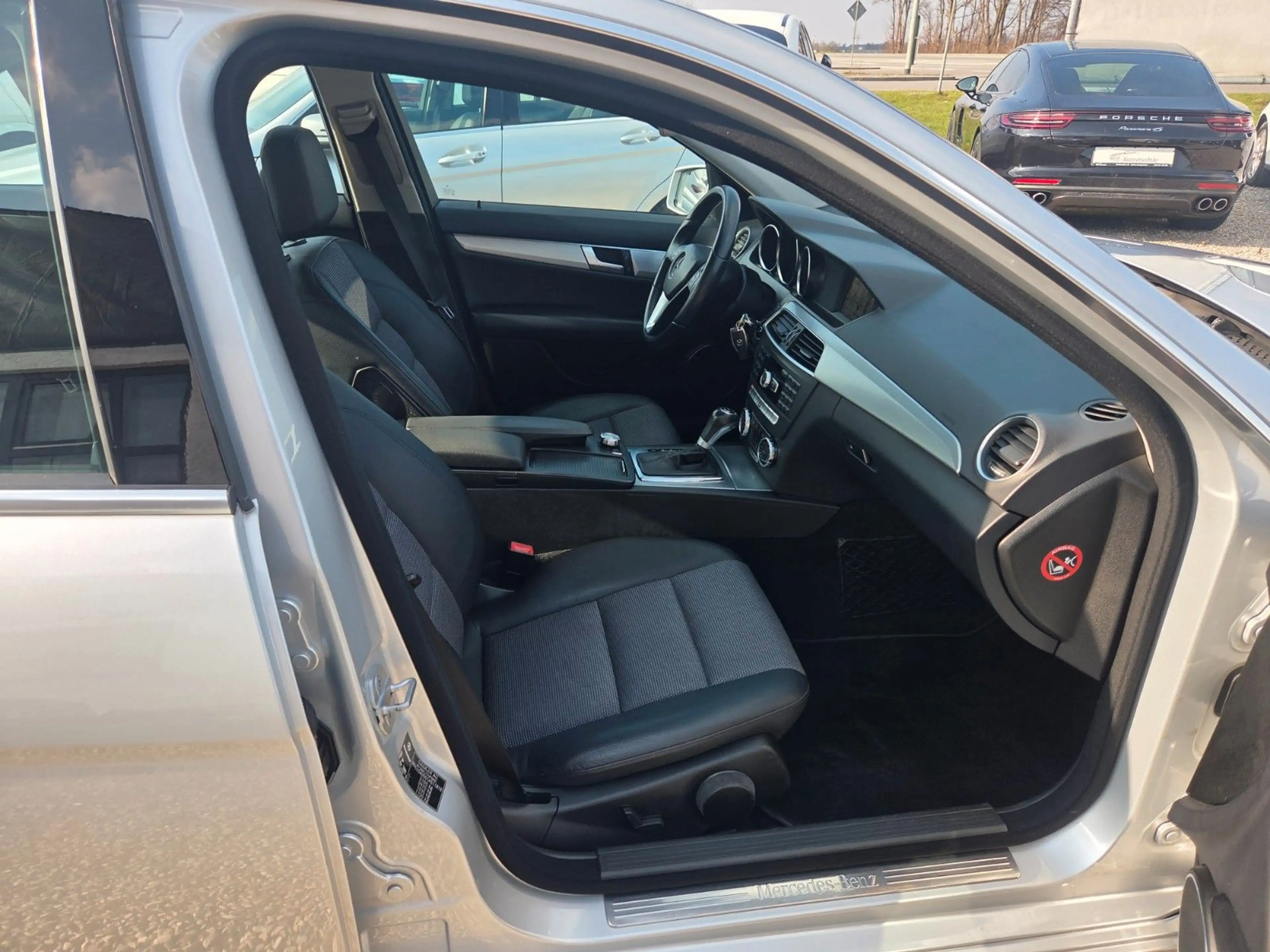 Mercedes-Benz C 200 CDI AVANTGARDE BlueEfficiency Autom.*Navi — photo 16
