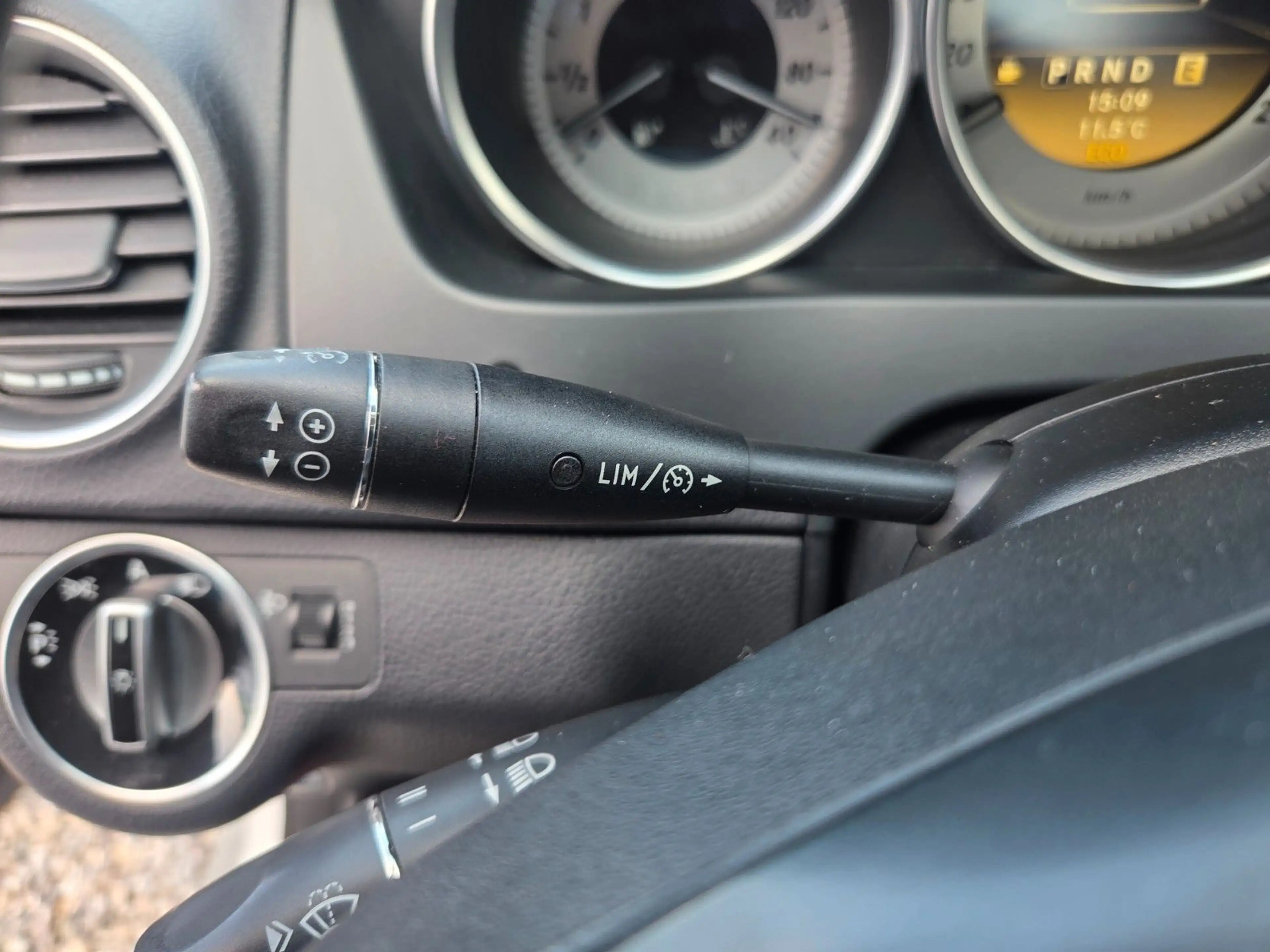 Mercedes-Benz C 200 CDI AVANTGARDE BlueEfficiency Autom.*Navi — photo 15