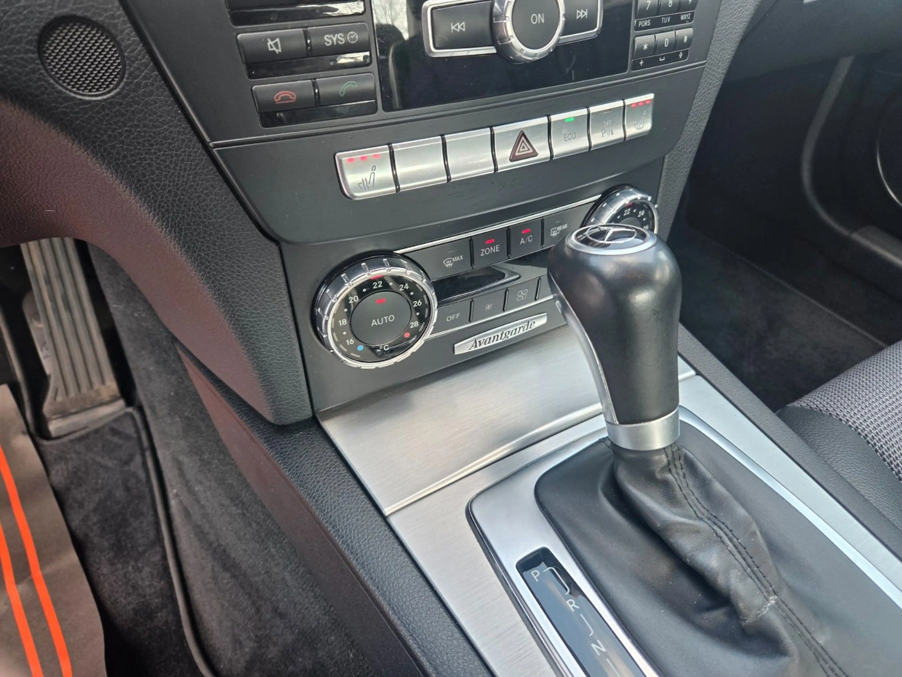 Mercedes-Benz C 200 CDI AVANTGARDE BlueEfficiency Autom.*Navi — photo 14