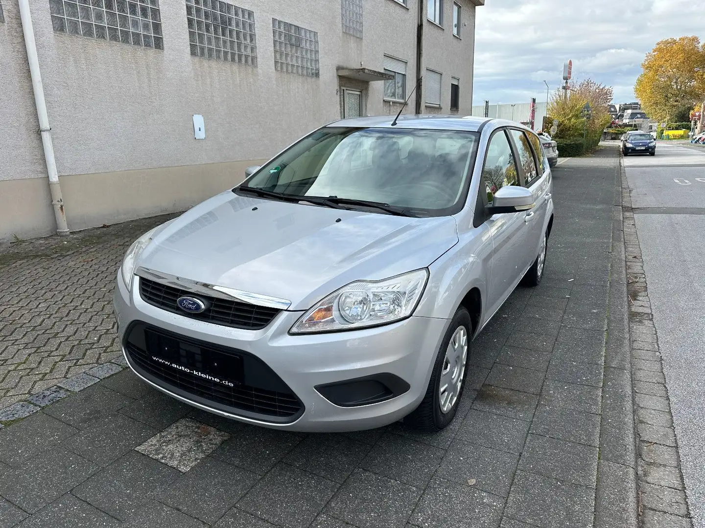 Ford Focus Euro 5 Tüv Bis 06/2027 Grau - 1