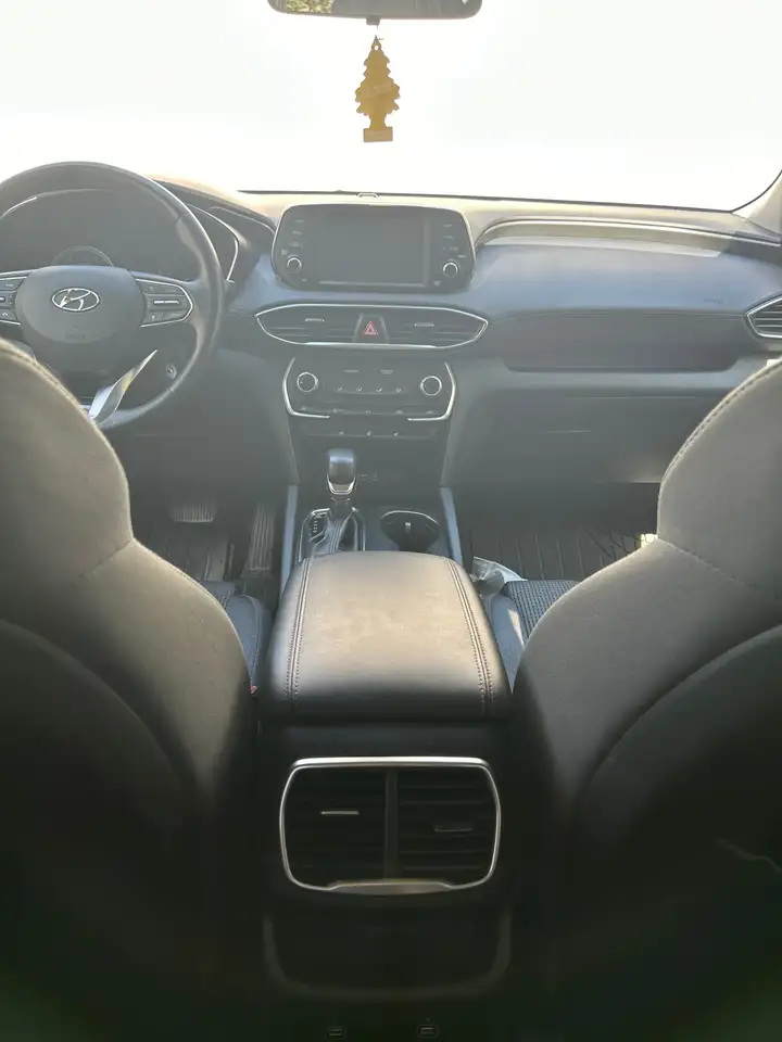 Hyundai SANTA FE снимка Hyundai SANTA FE